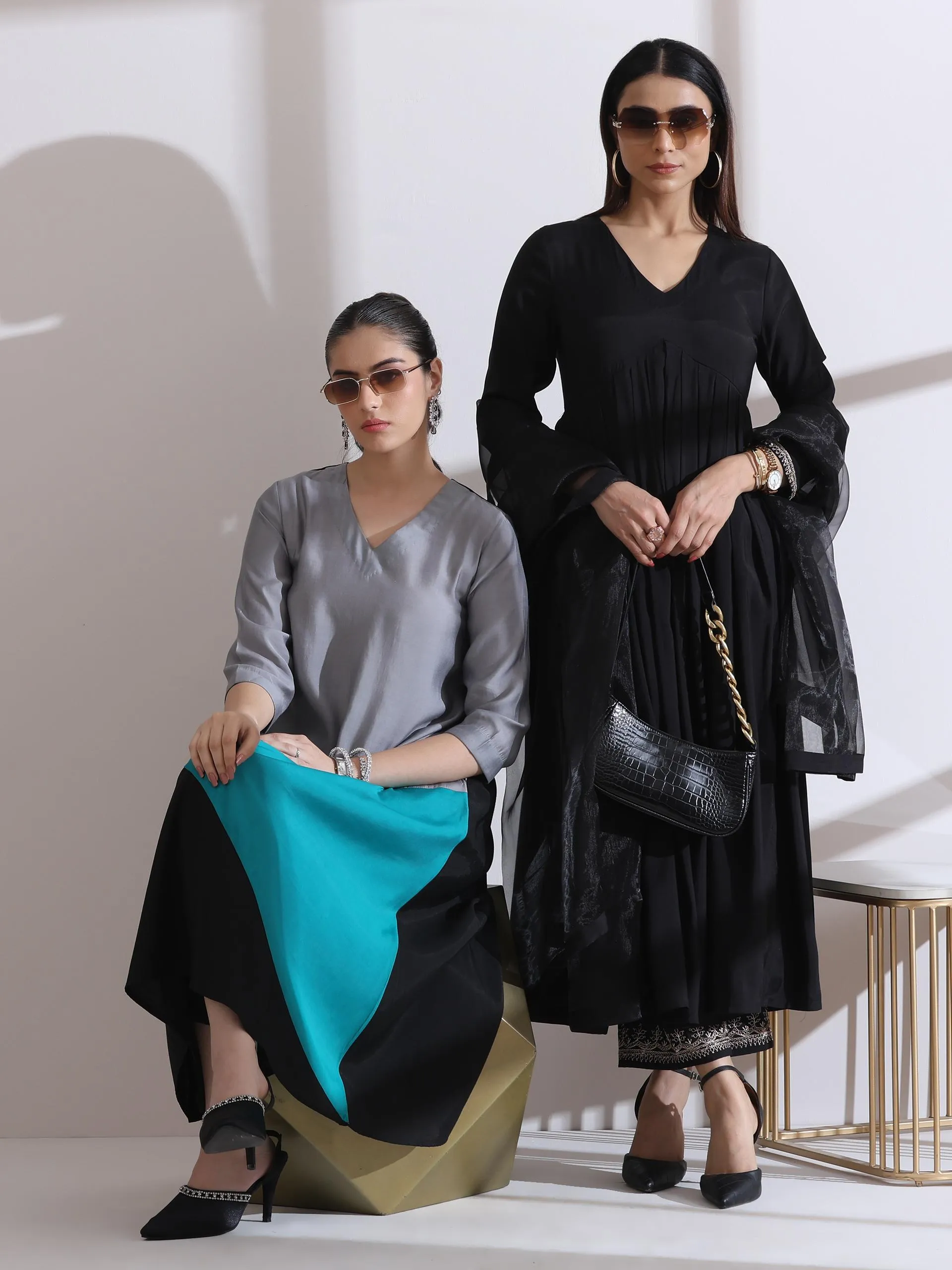 1 Pc - Airskin Black And Blue Triangle Kurta