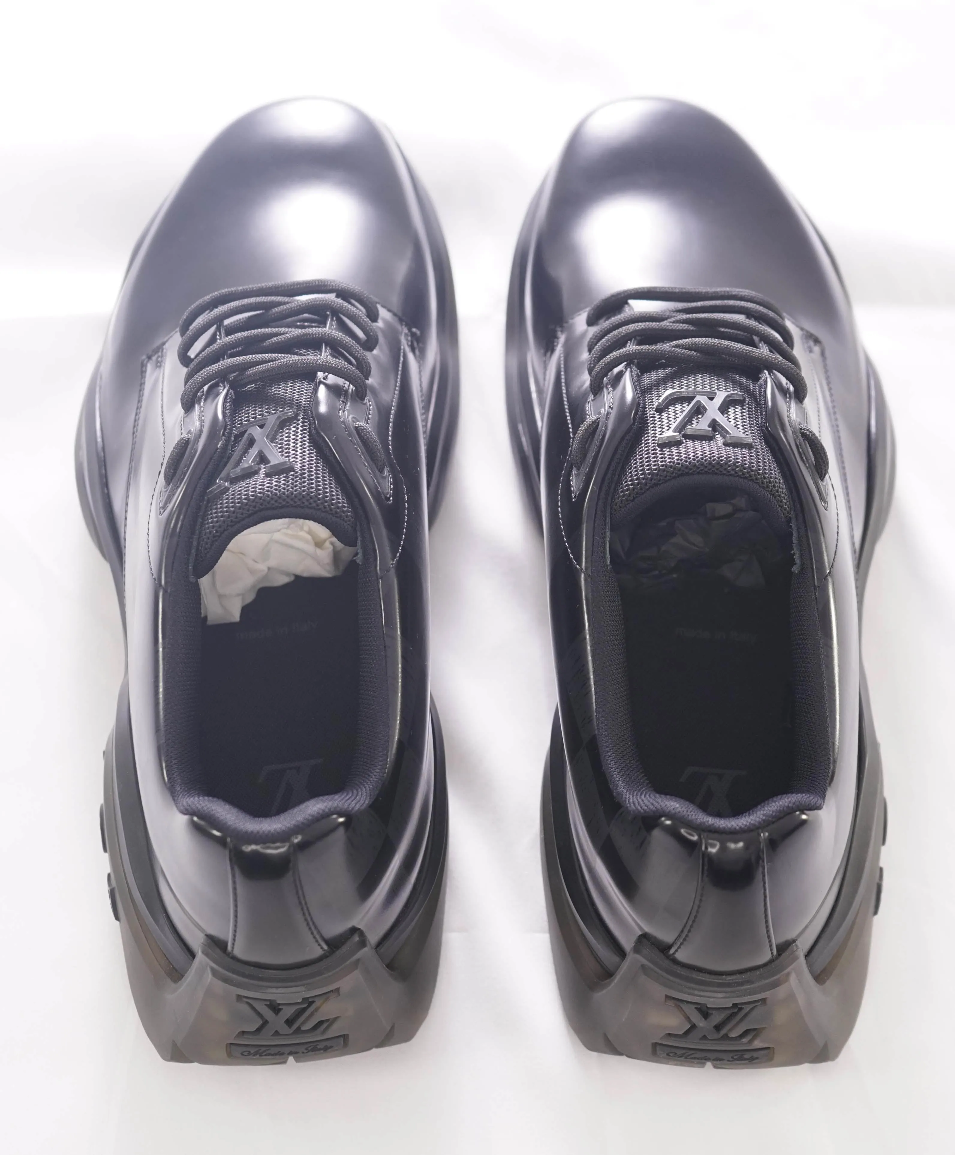 $1,540 LOUIS VUITTON - Black *LV* Logo Derby Oxfords Lug Sole Sneaker - 10 US (9 LV)