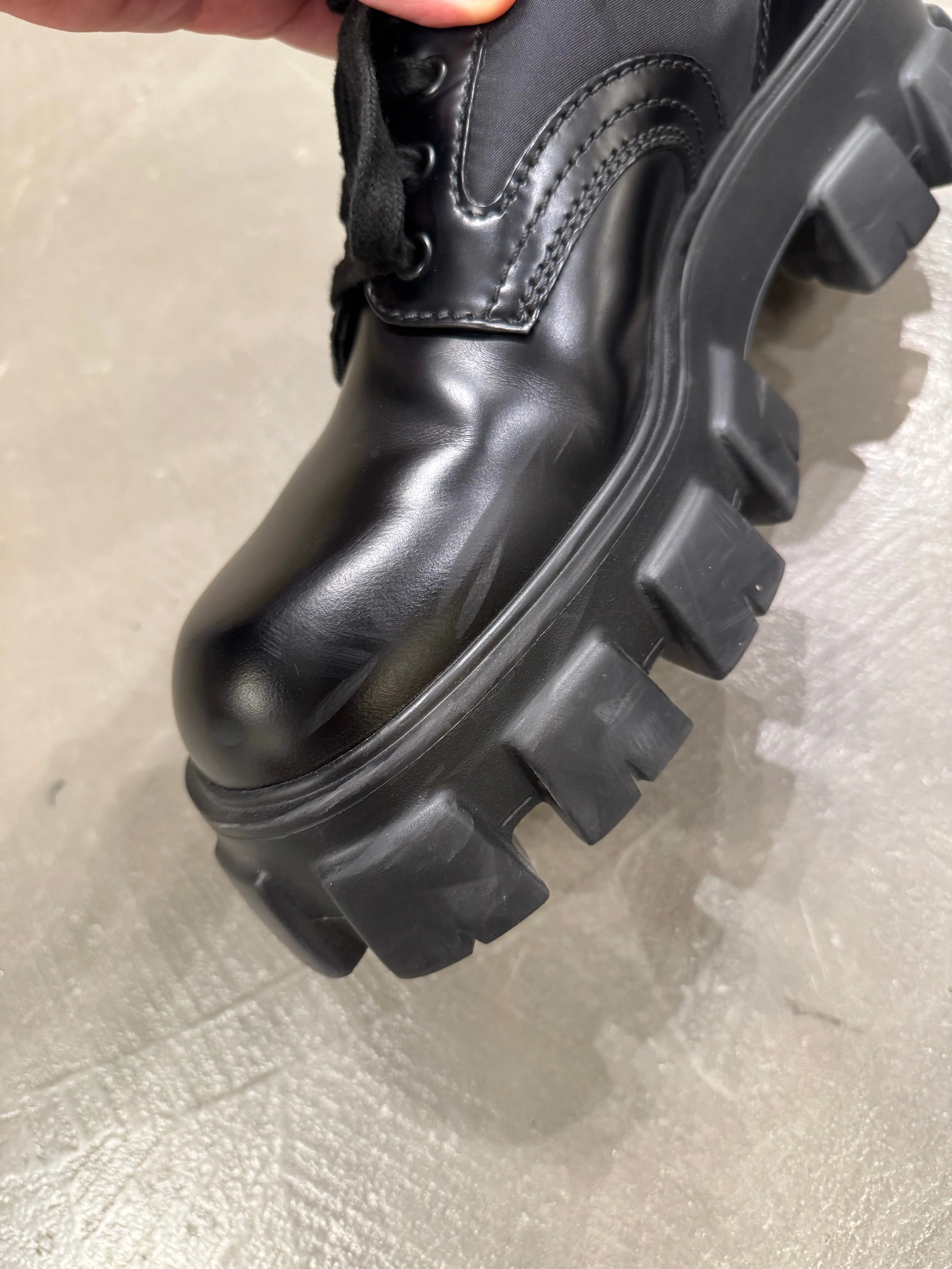 2023 Prada monolith leather/Nylon derby shoes