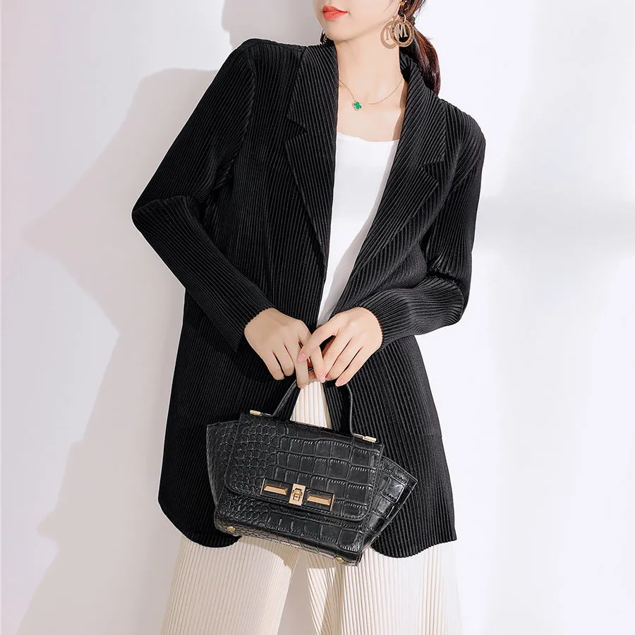 2025 fashion blazer women's high-end autumn casual temperament commuter design pleated suit top