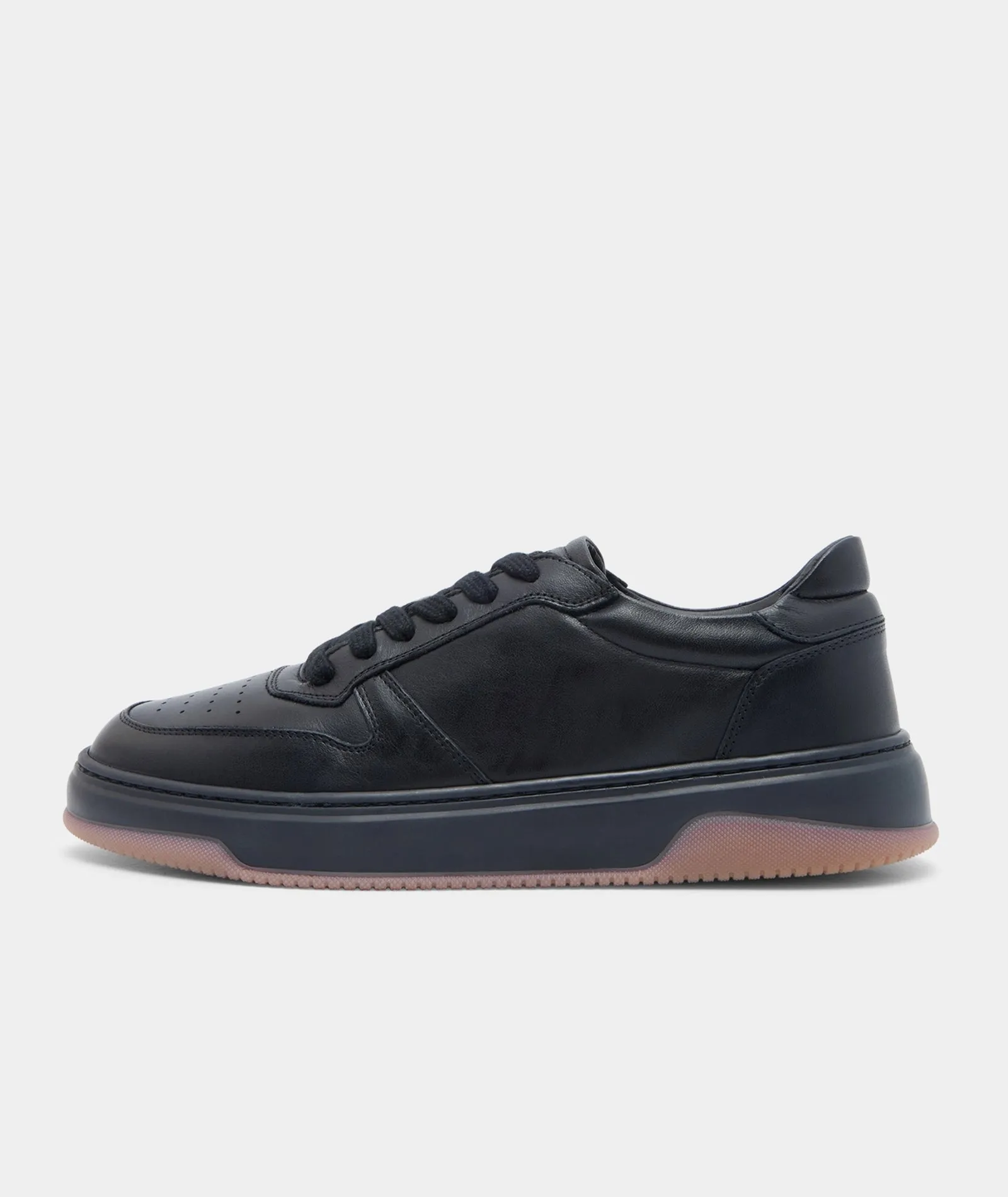 Ace - Black Leather