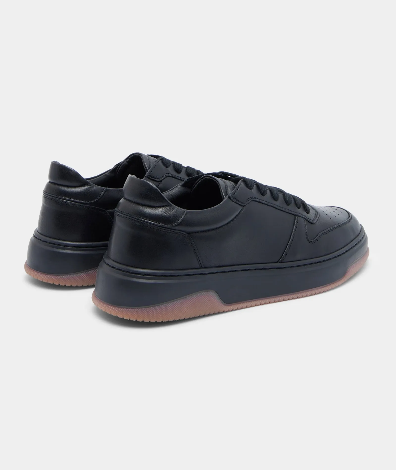 Ace - Black Leather