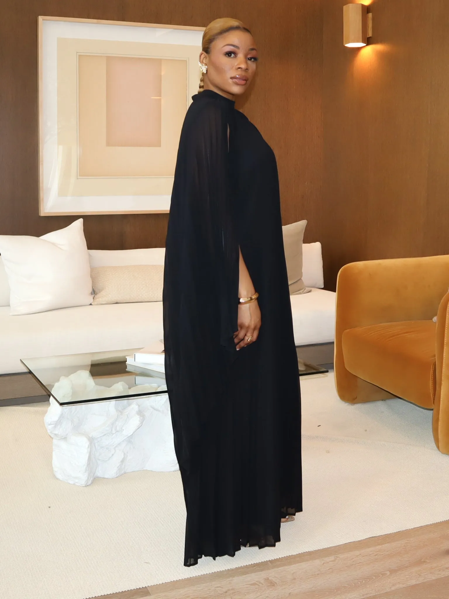 Arianna Maxi Pleated Dress (Black)