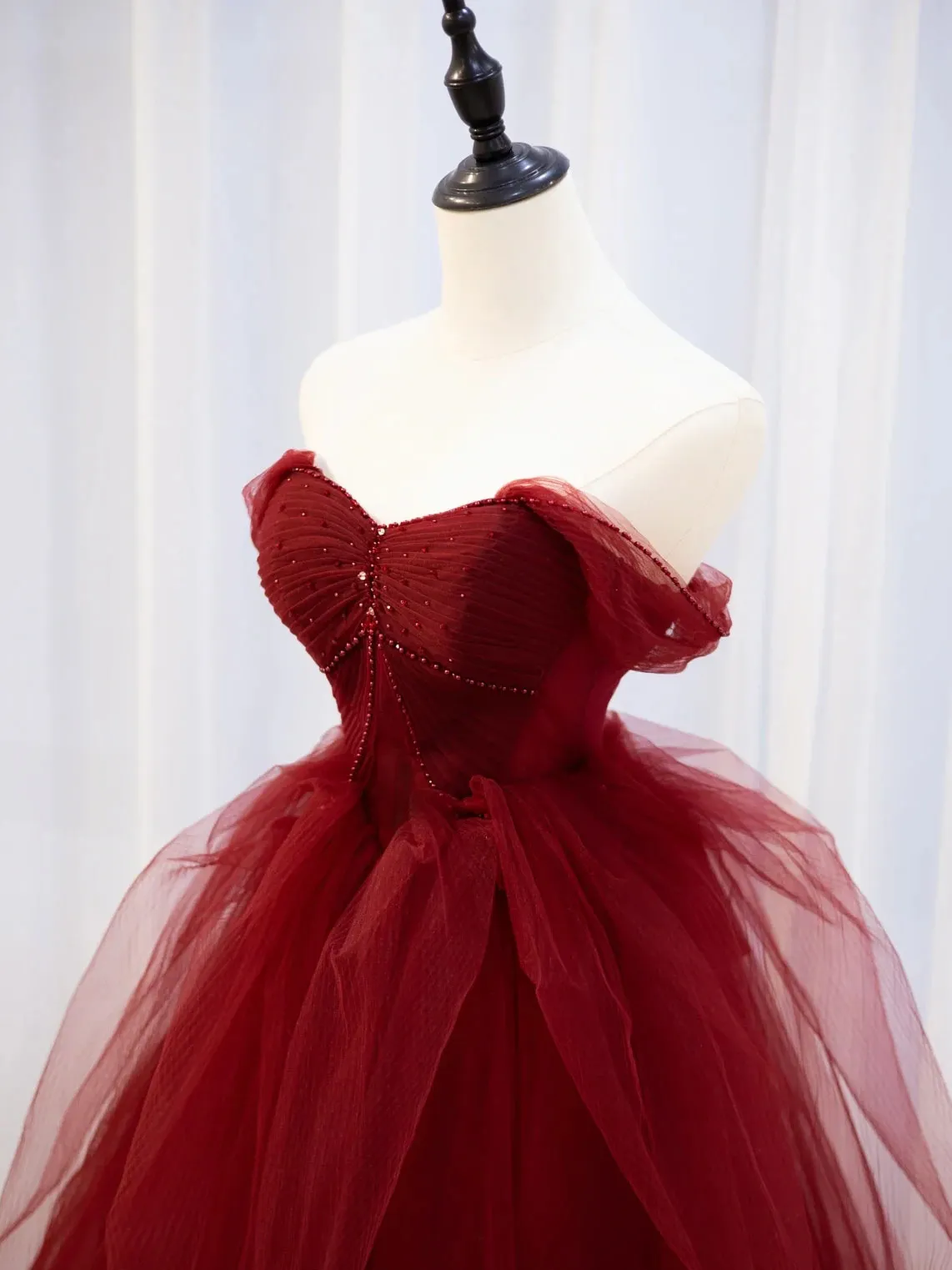 Burgundy sweetheart neck tulle long prom dress burgundy formal dress