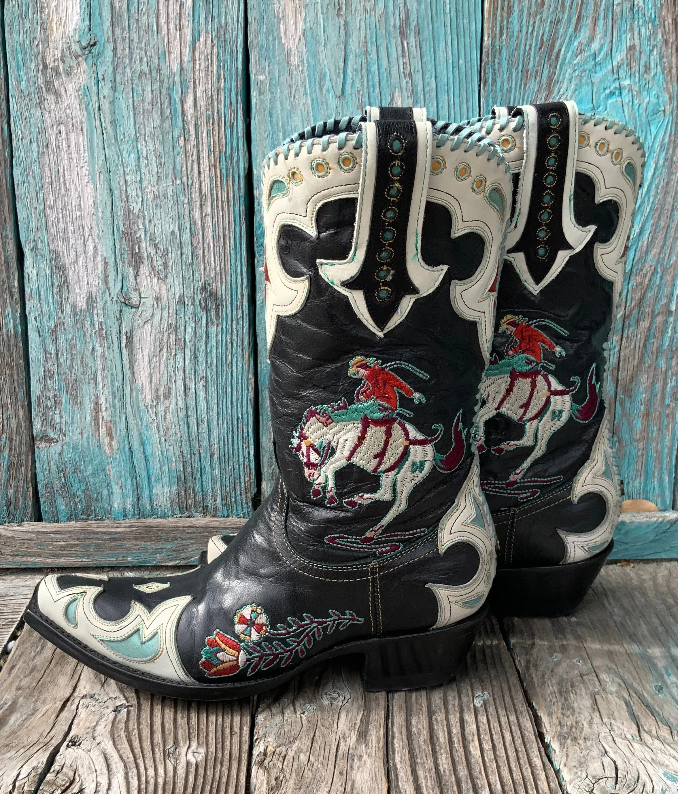Casa Boots Designed Double D Ranch made by Old Gringo Size 5