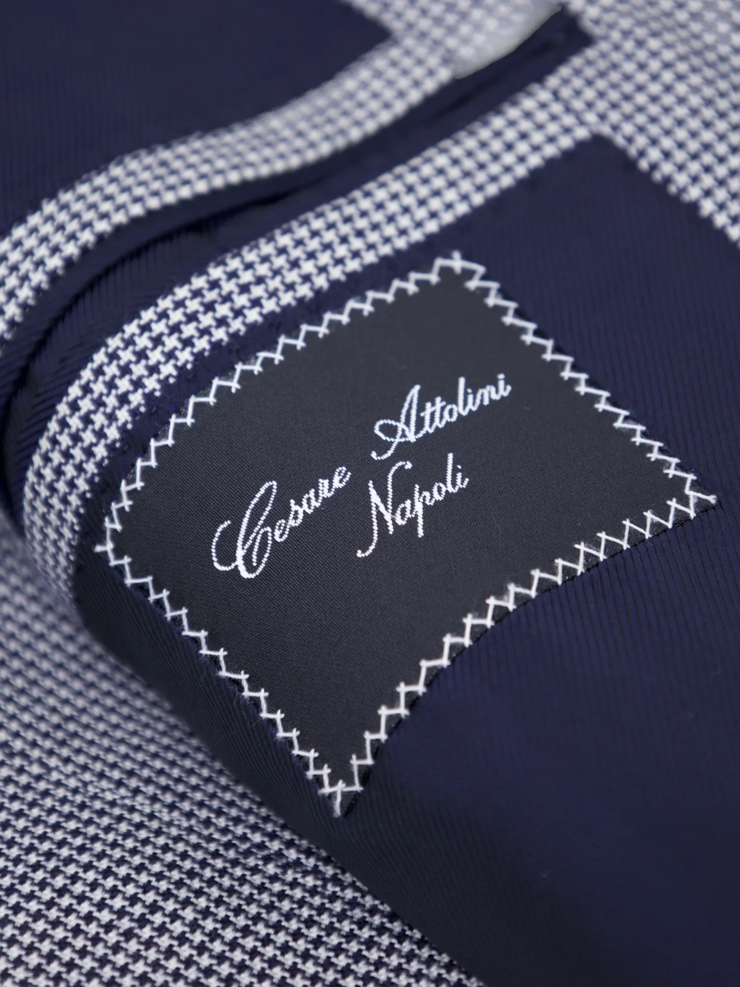 Cesare Attolini Light Grey Extrafine-Wool Puppytooth Jacket