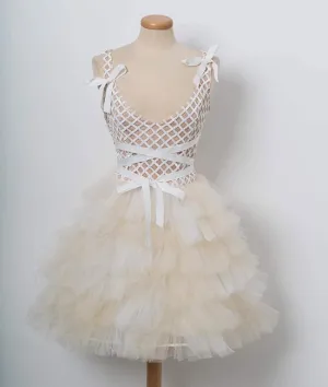 Champagne tulle short prom dress. champagne homecoming dress