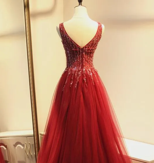Charming V-neckline Tulle Beaded Prom Gown, Evening Dresses