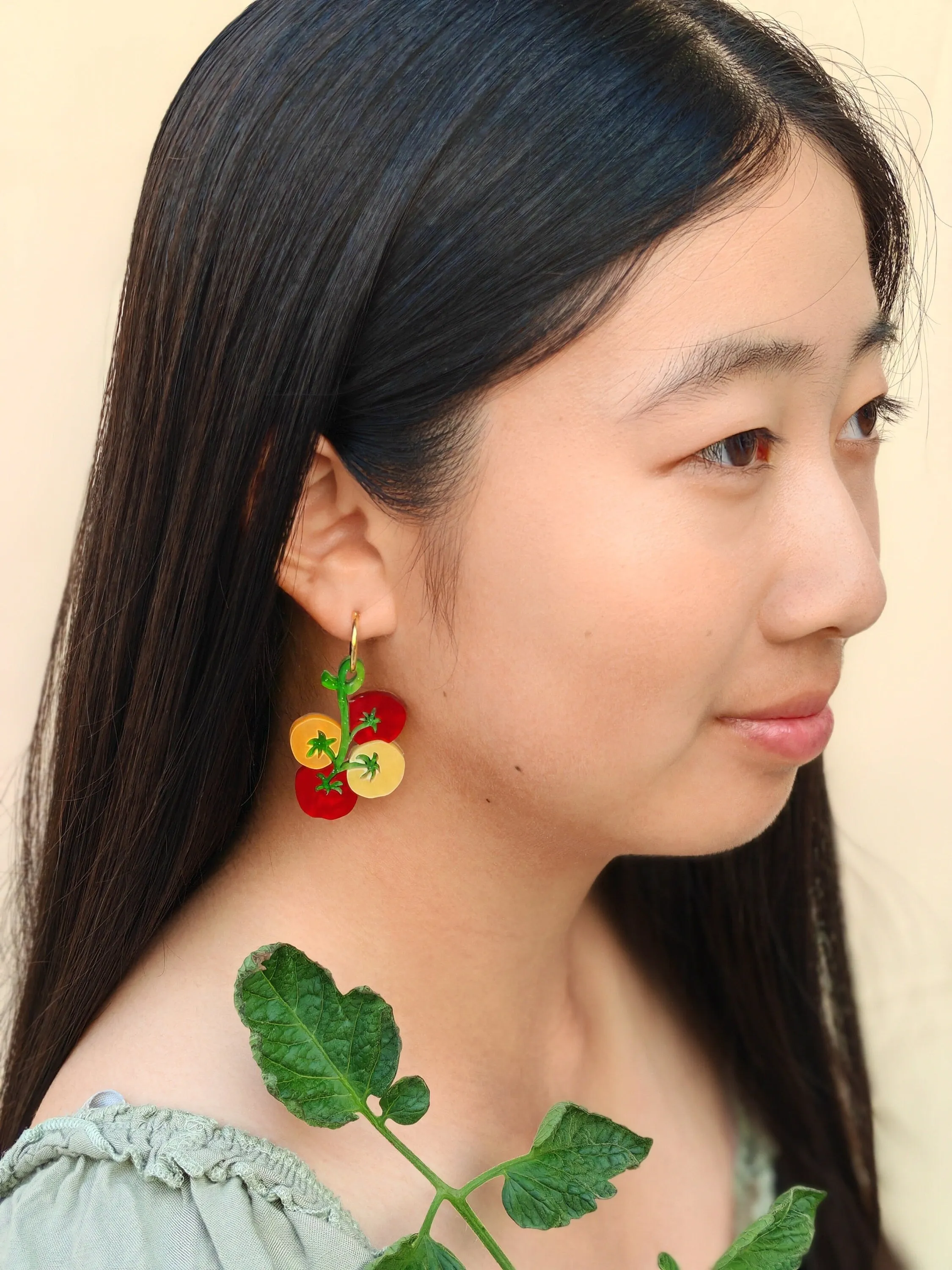 Cherry Tomato Dangle