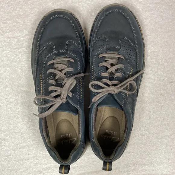 Clark’s mens derby lace ups size 10 medium blue