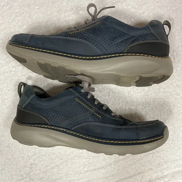 Clark’s mens derby lace ups size 10 medium blue