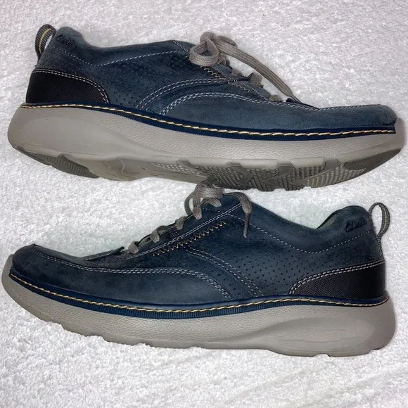 Clark’s mens derby lace ups size 10 medium blue