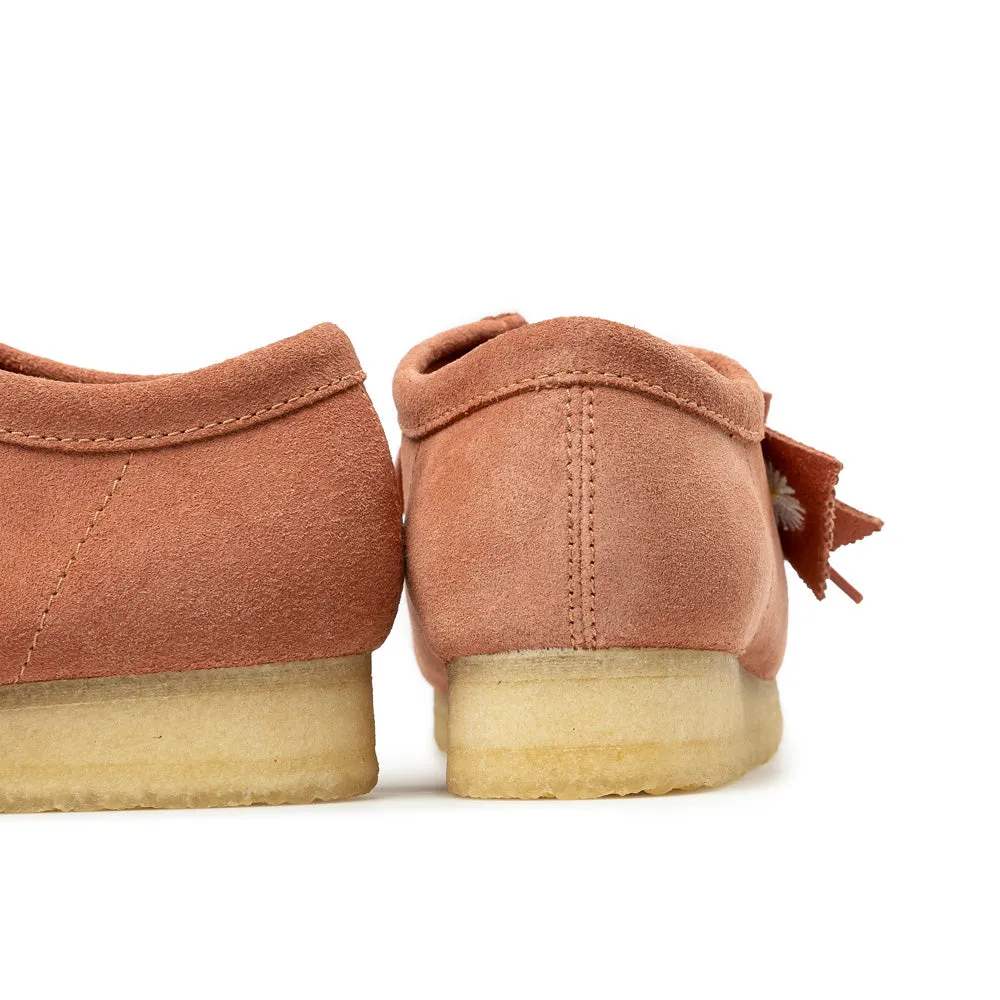 Clarks x Manchester Wallabee Terracotta Suede | Pink