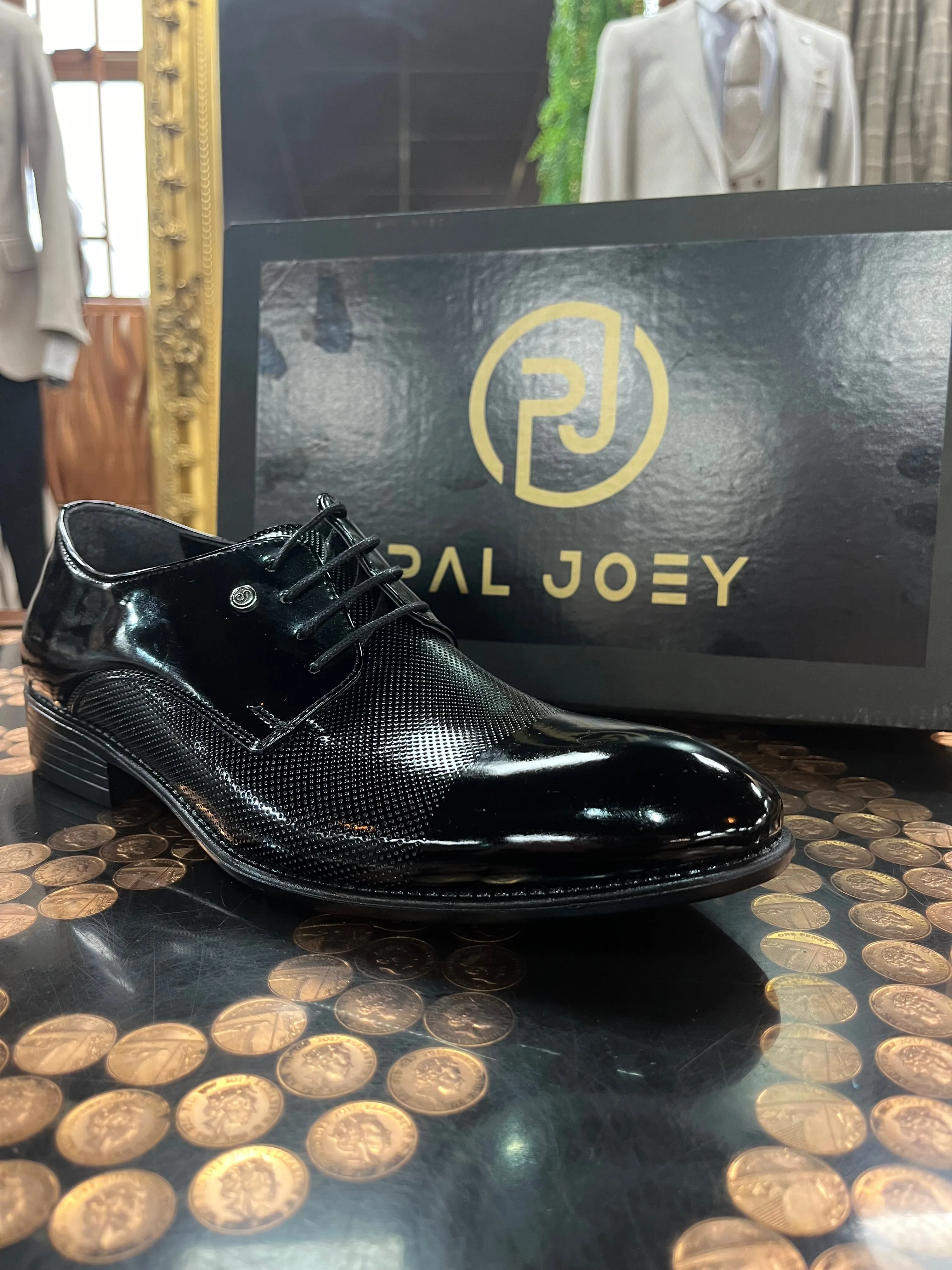 Derby Patent Leather Lace Shoe - Black 02