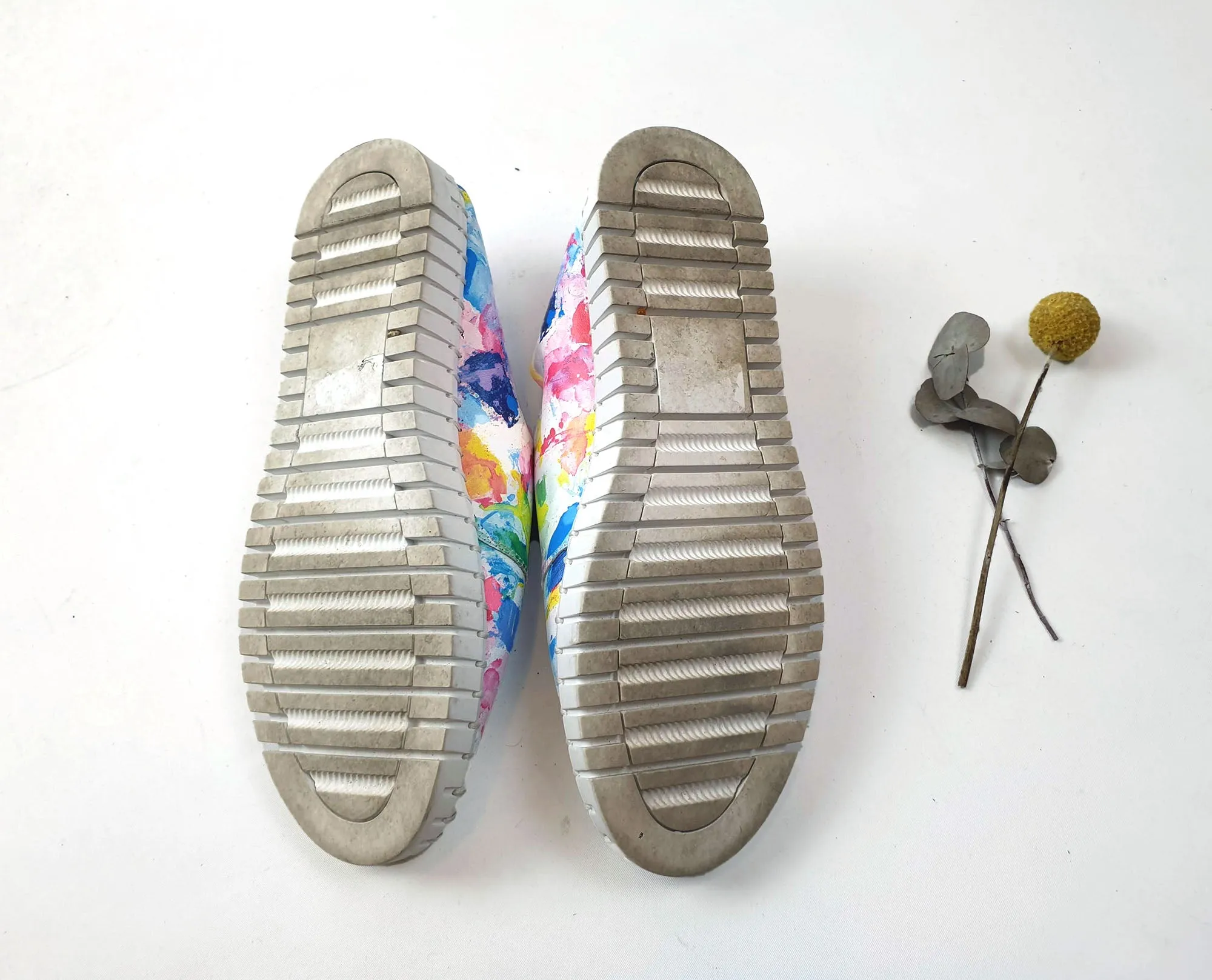 Django & Juliette paint splatter leather laceup shoes size 38