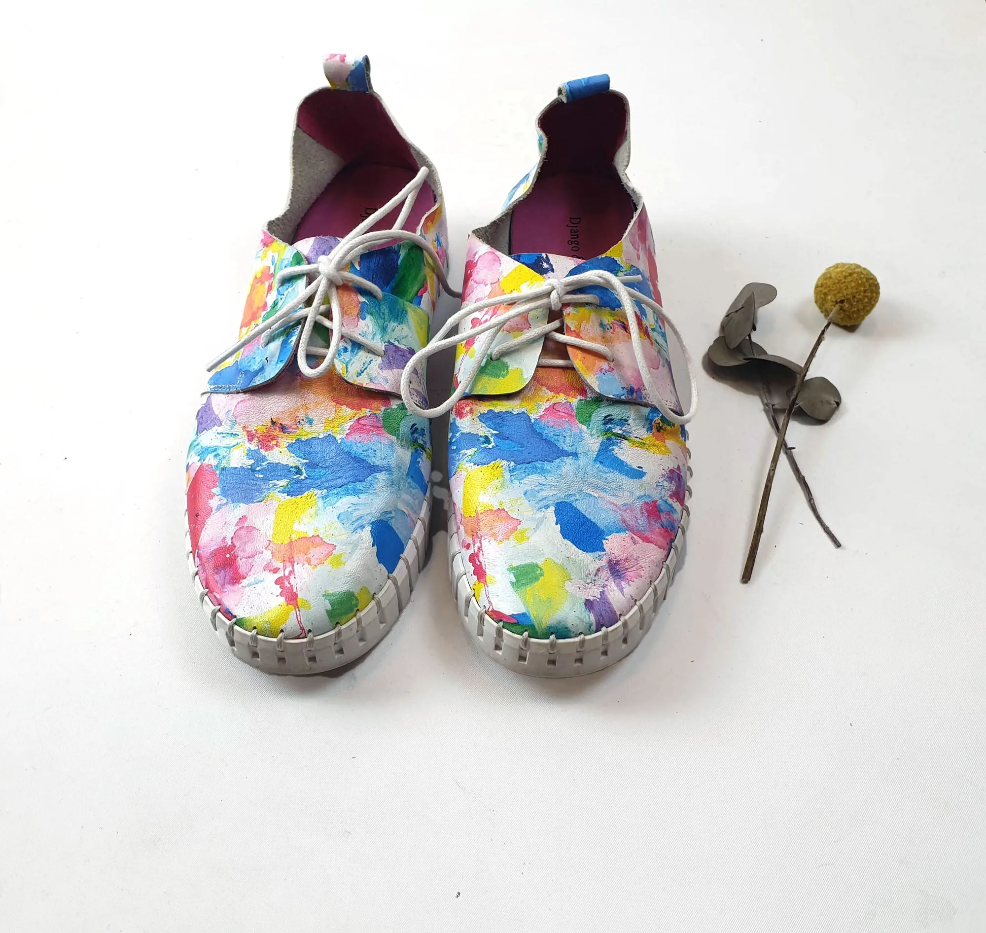Django & Juliette paint splatter leather laceup shoes size 38