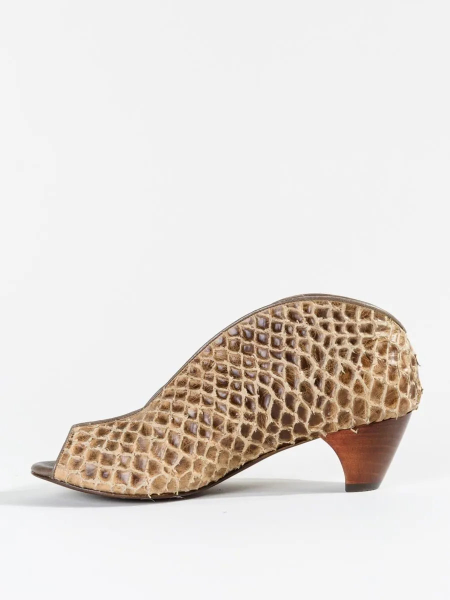 geneva low boot - olive monkfish