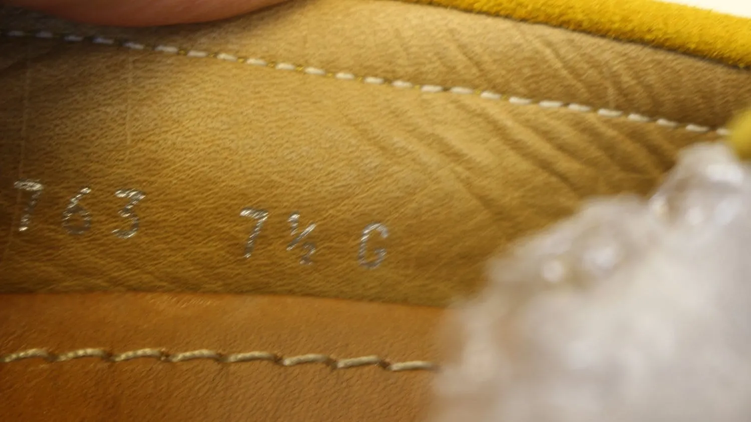 Gucci Men's Yellow Suede web Driver Loafer Size 7.1/2 G