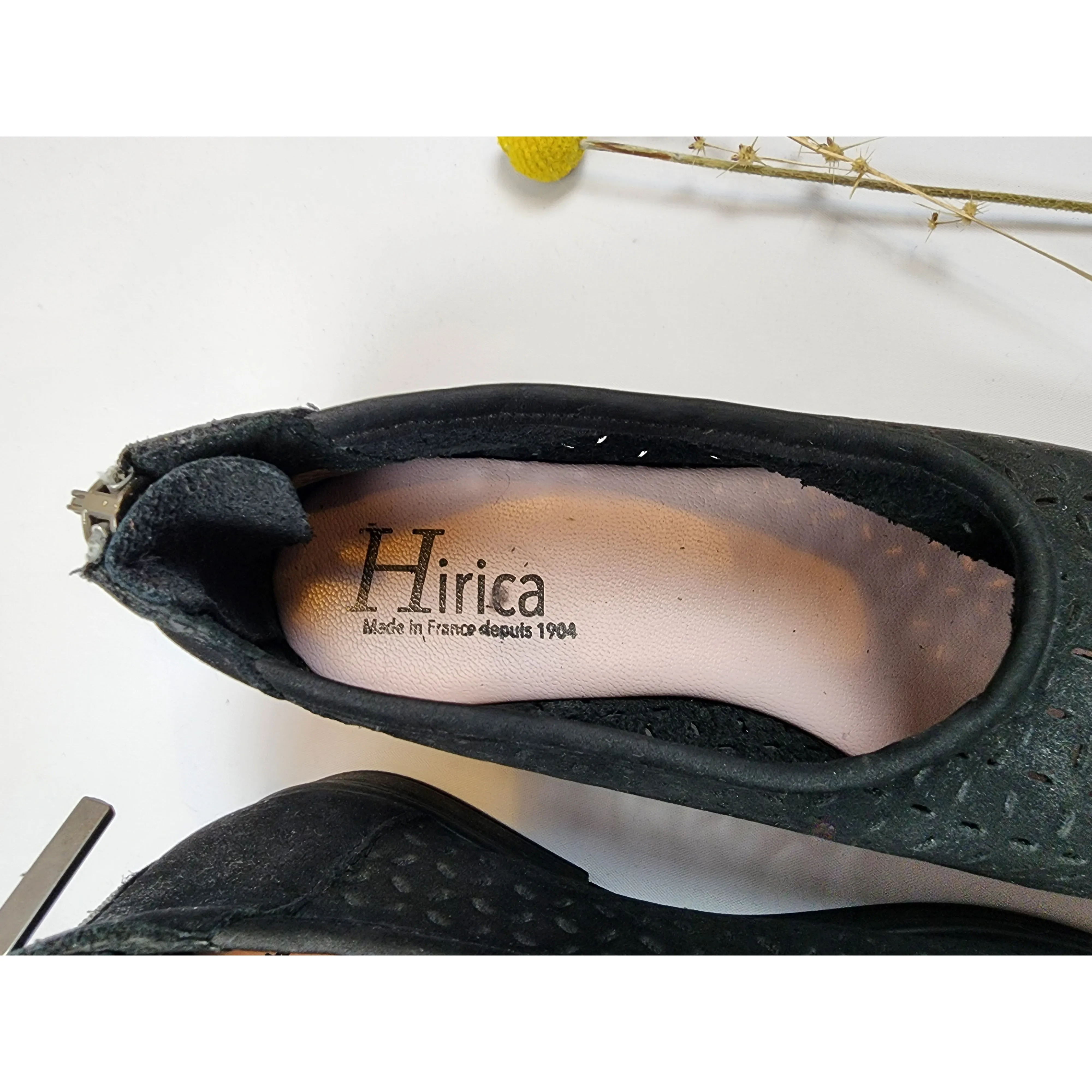 Hirica black neubuck leather shoes with lovely perforated pattern size 36.5