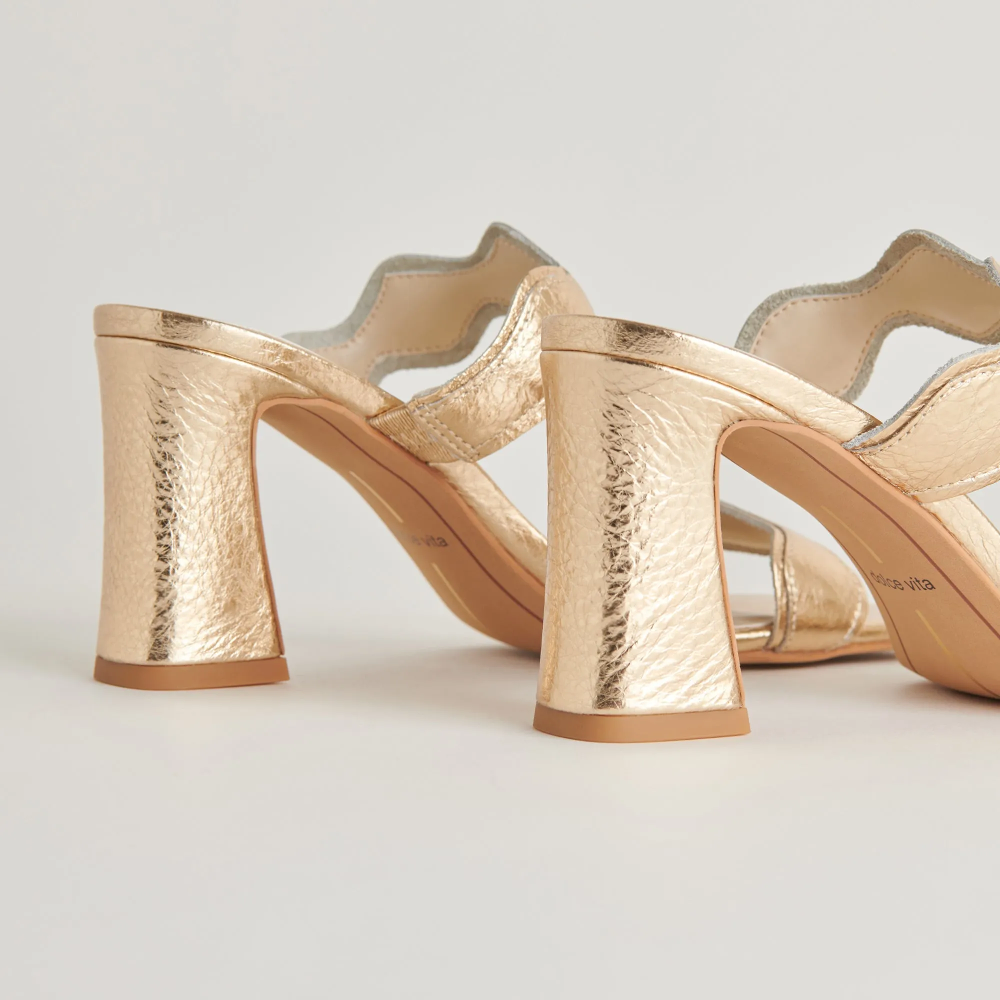 ILVA HEELS GOLD DISTRESSED LEATHER - re:vita