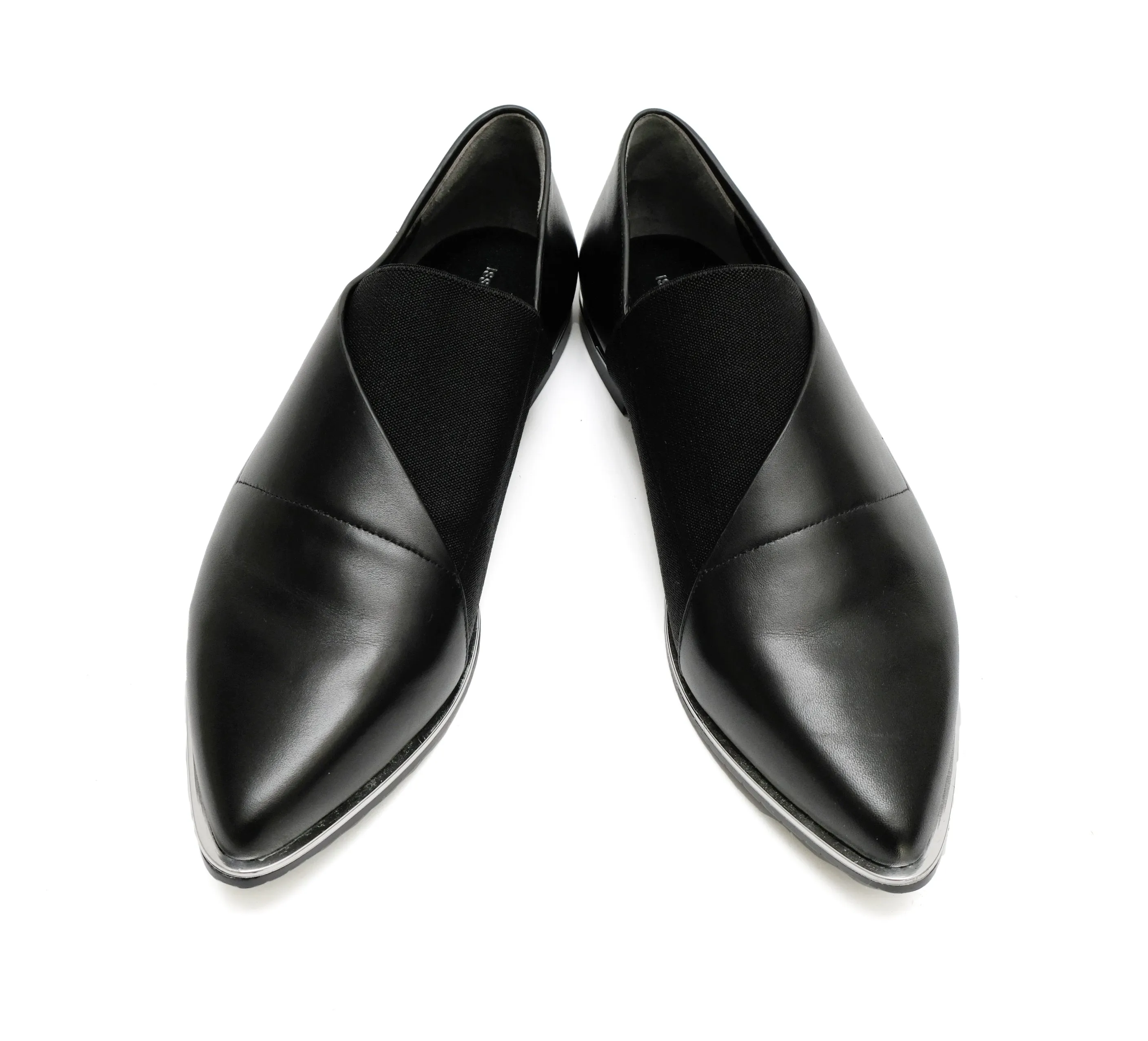 Issey Miyake Pointed Toe Flat Loafers in Black Leather with Silver Detail, EU39