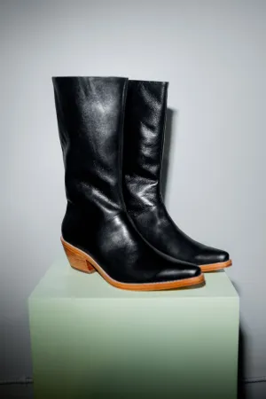Jackie Boot in Black