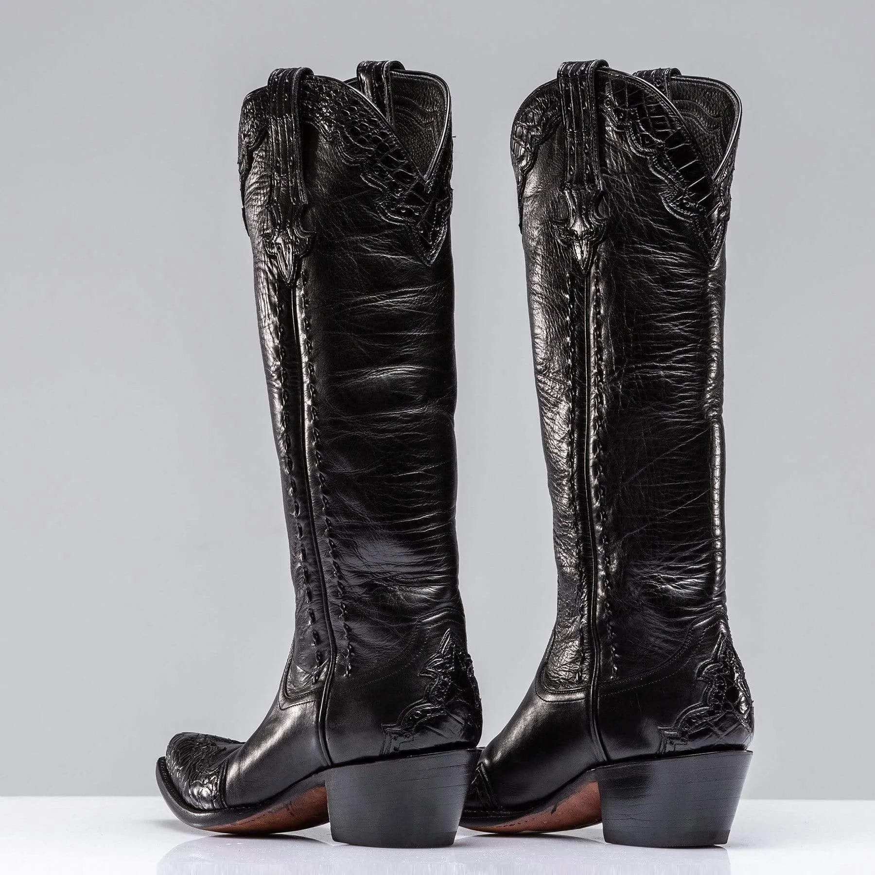 Janie's Crocodile Majestic In Black