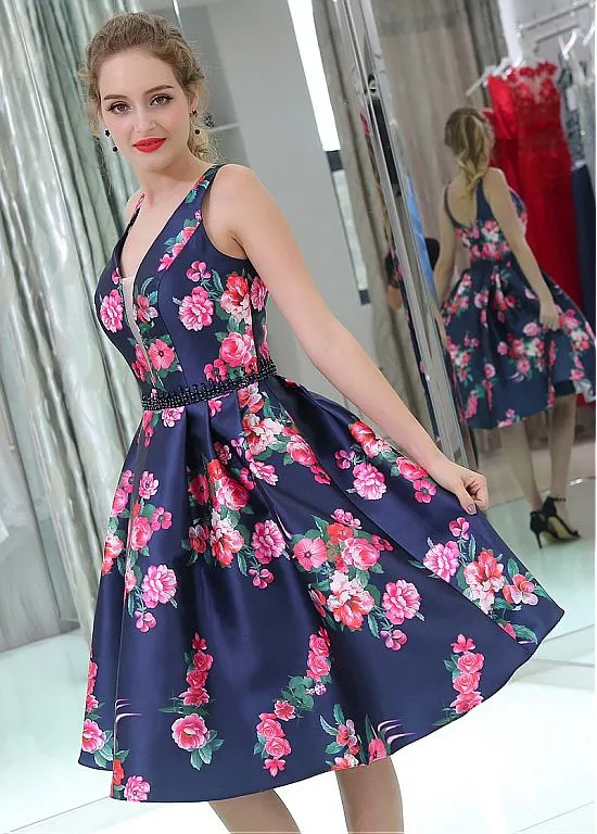 Knee-length Homecoming Dresses With Beadings