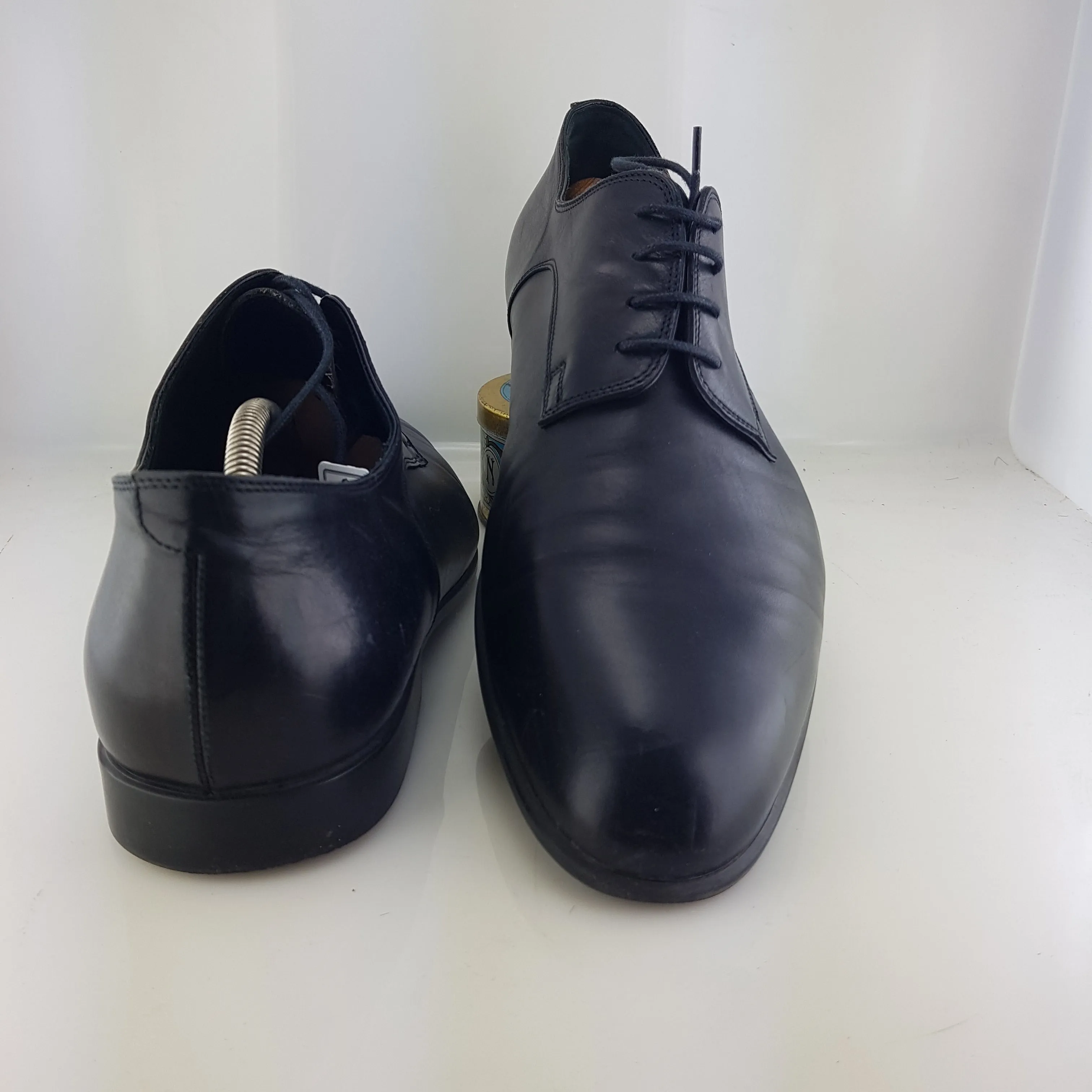Leather derbies