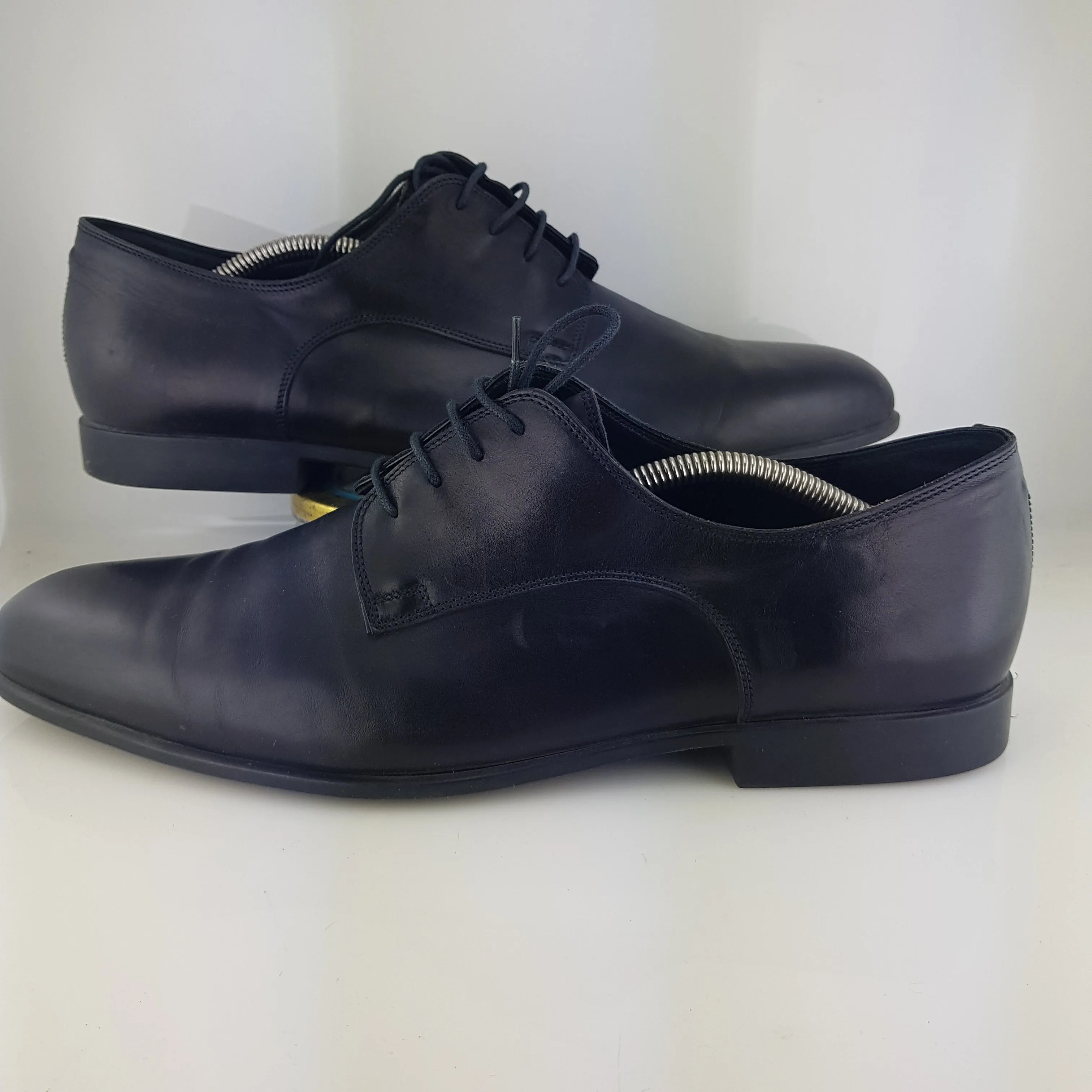 Leather derbies