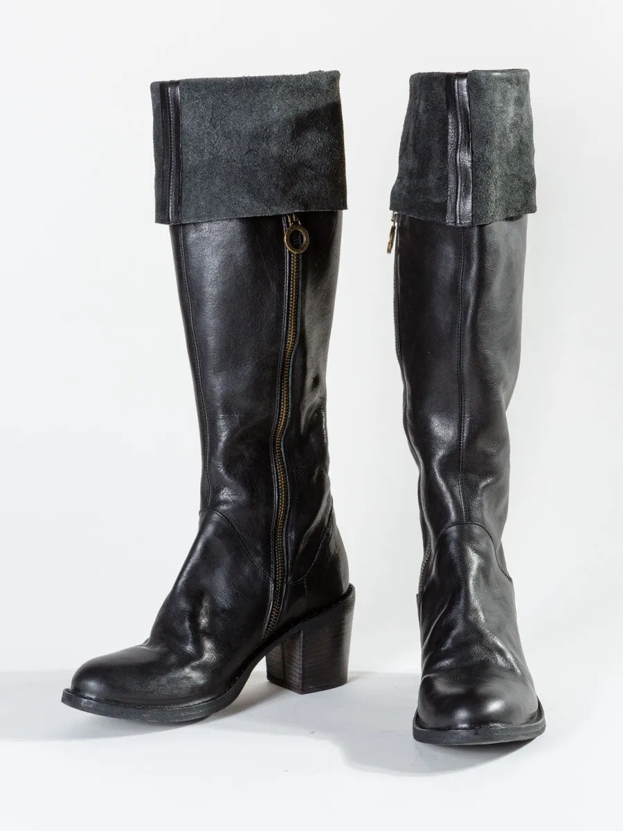 lizzy boot