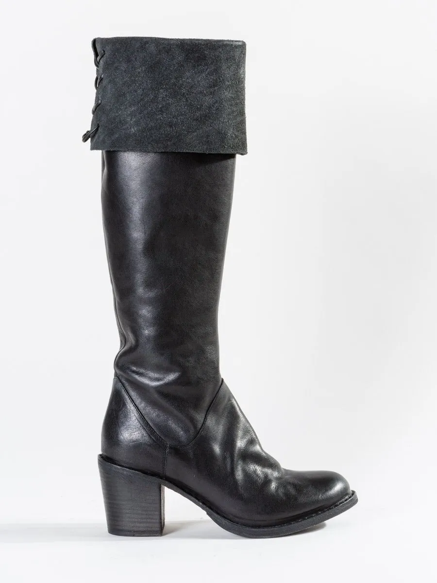 lizzy boot