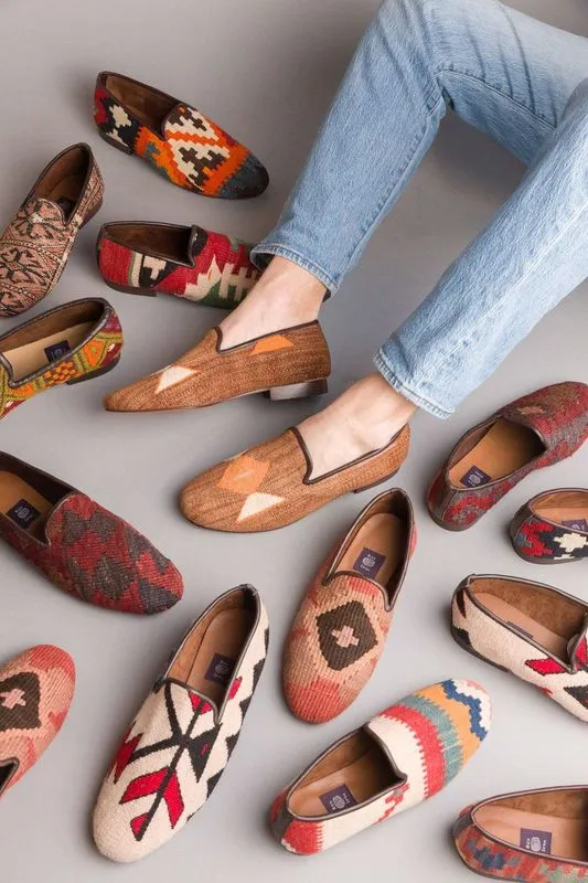 Men's Kilim Loafer Size 10 — WHOLESALE