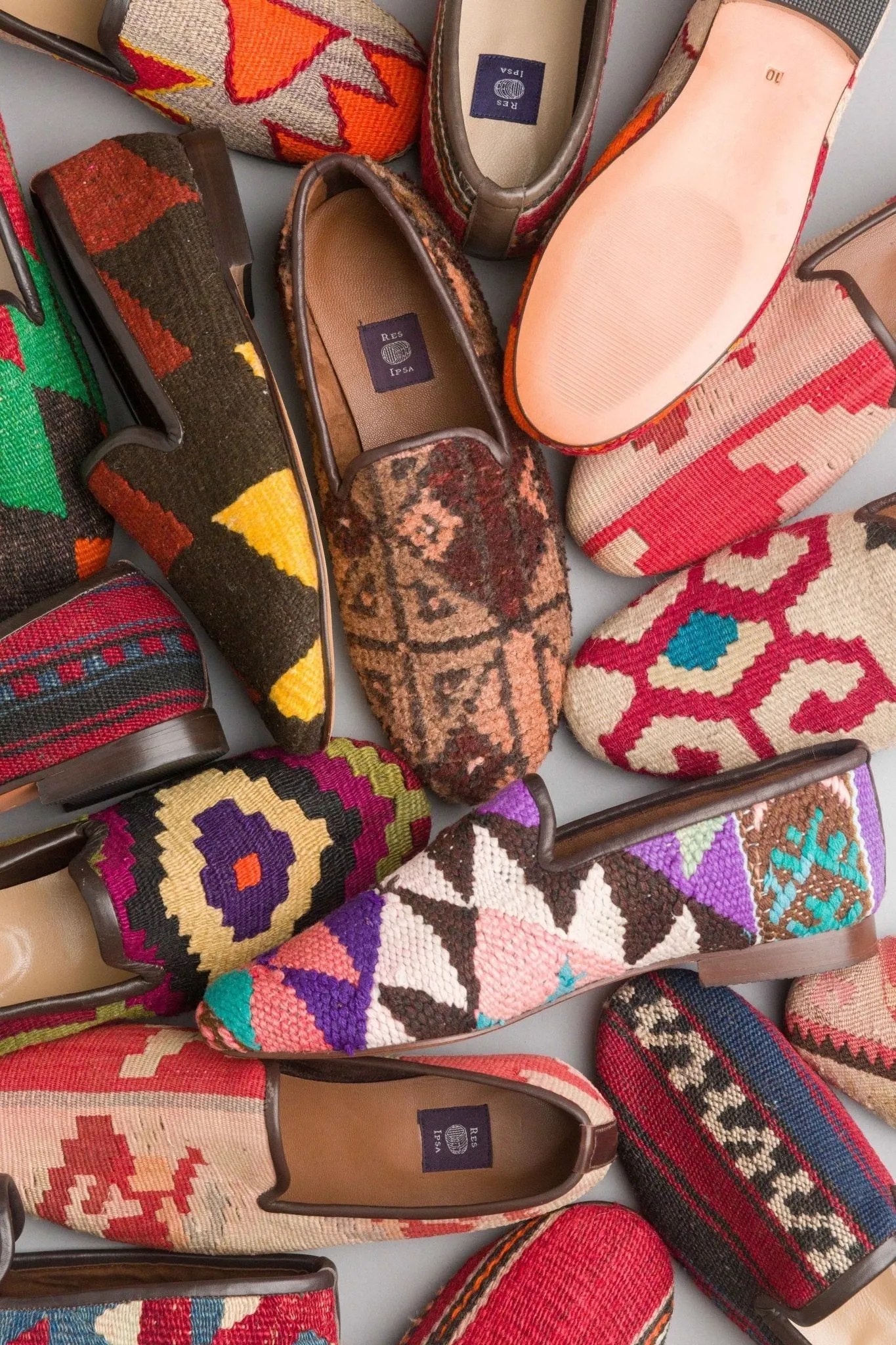 Men's Kilim Loafer Size 10 — WHOLESALE