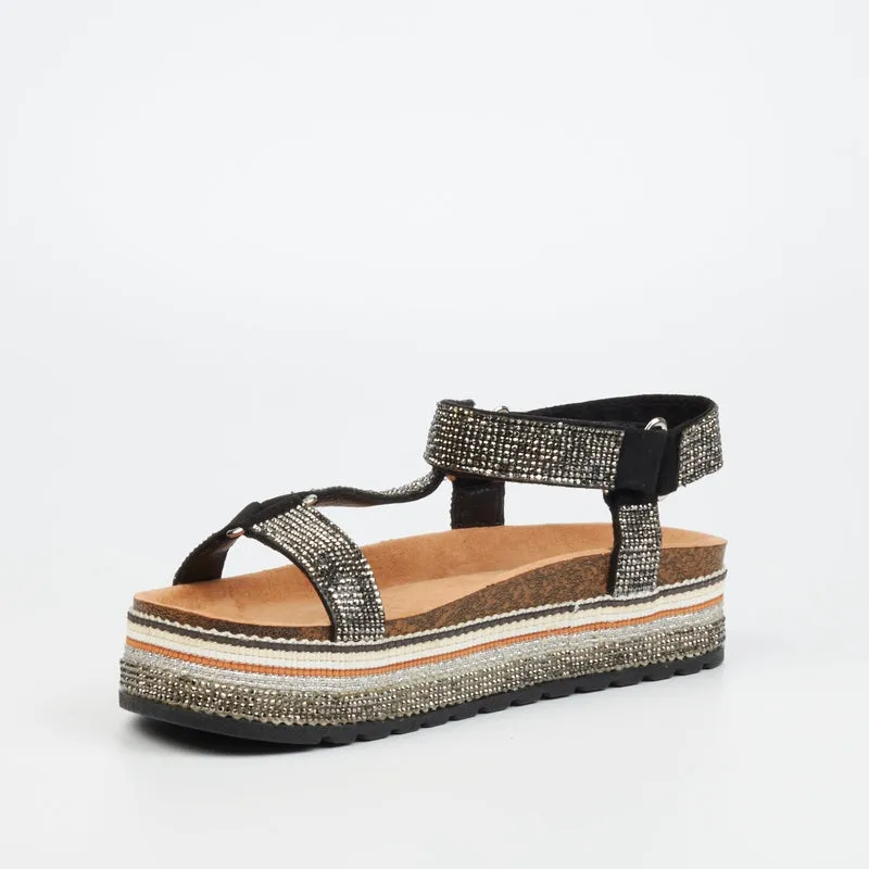 Miss Black Thick Sole -Black