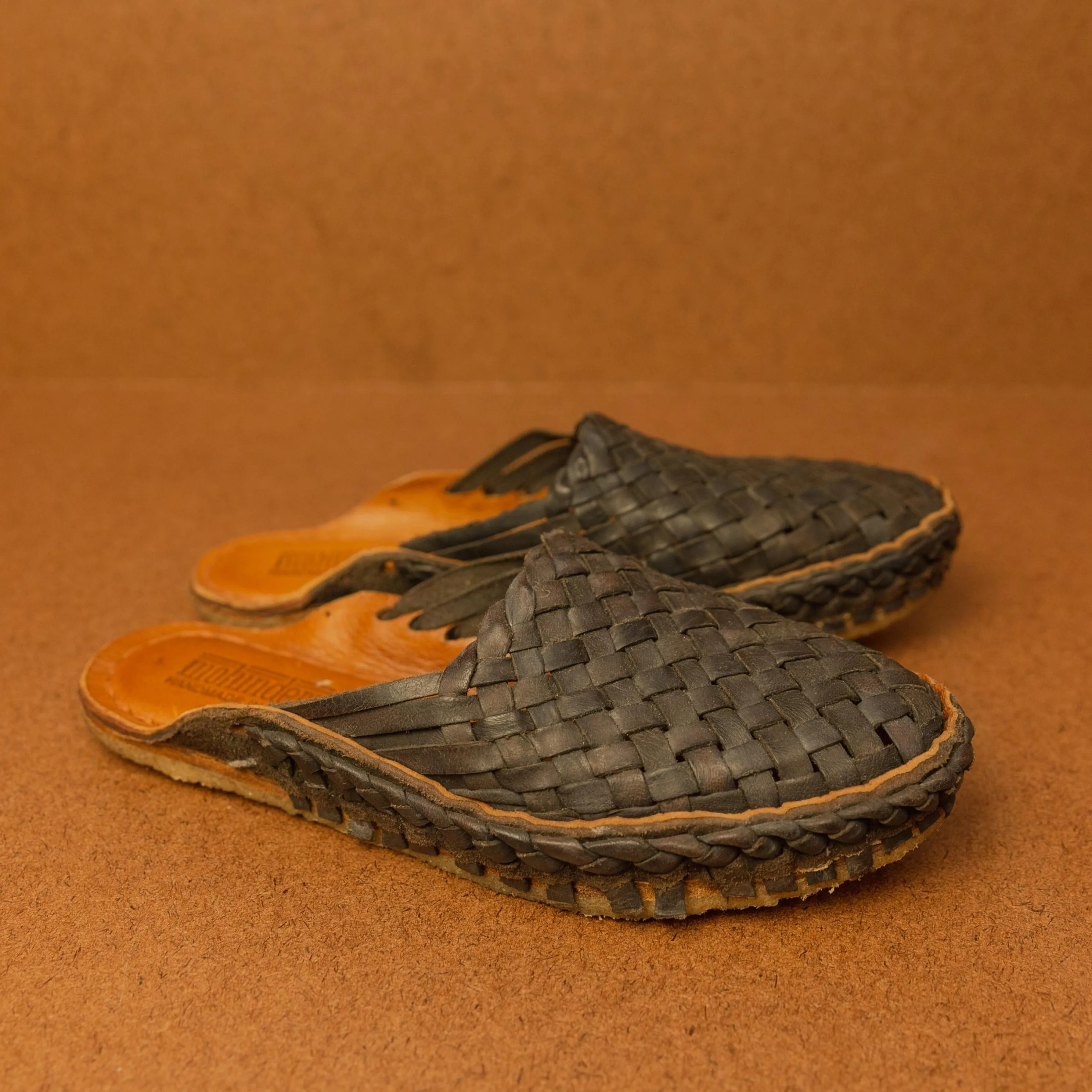 Mohinders Women's Woven Slides in Charcoal