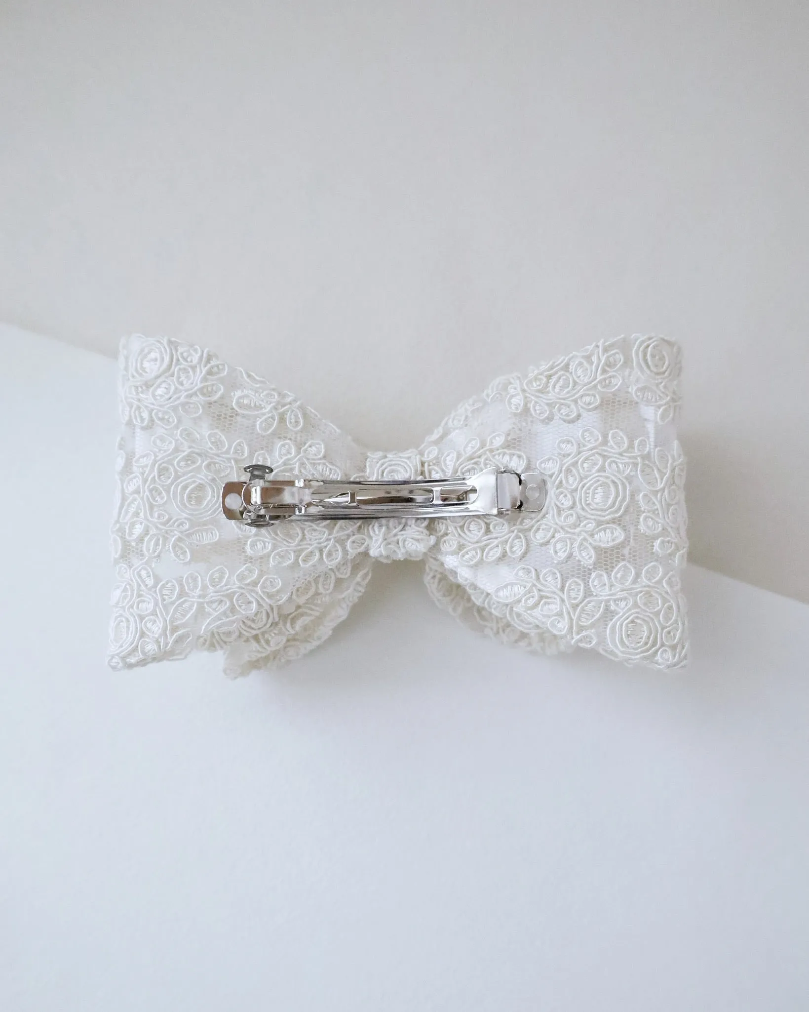 Oversized Crochet Lace Wedding Hair Bow