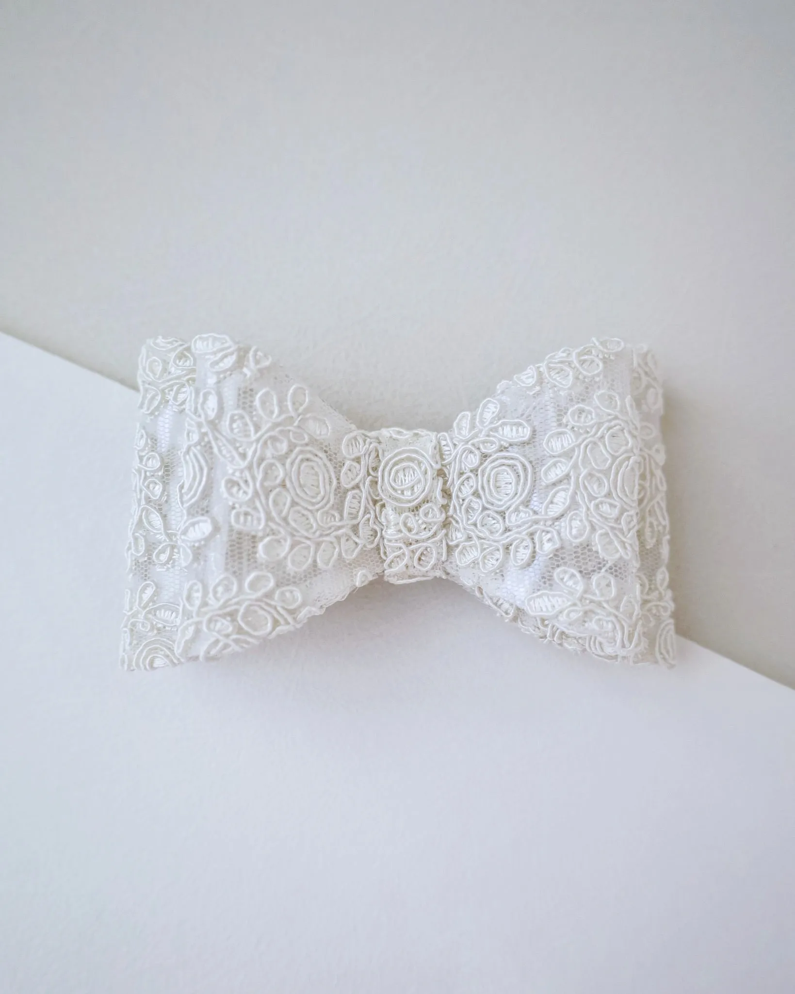 Oversized Crochet Lace Wedding Hair Bow