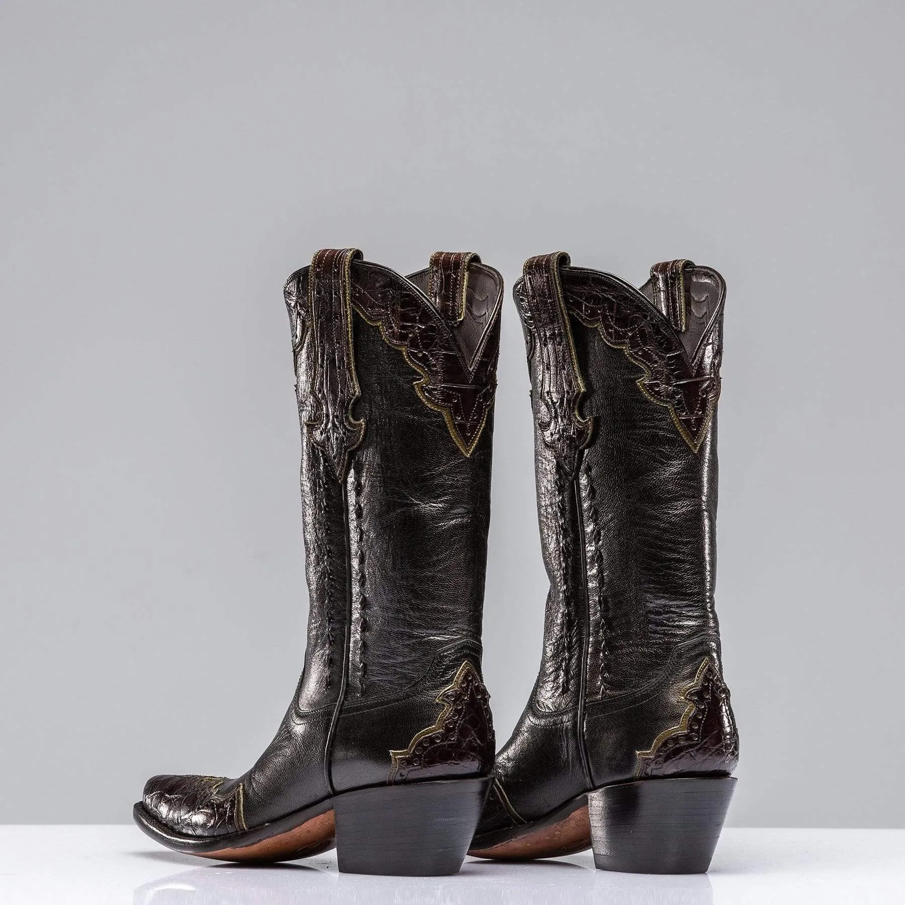 Pearlized Majestic Goblin Boots