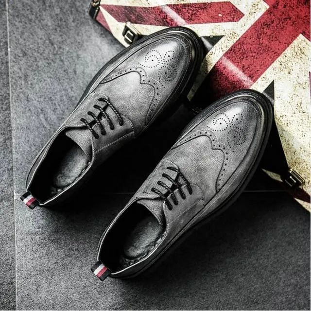 Retro Bullock Design Men Classic Business Formal Shoes Pointed Toe