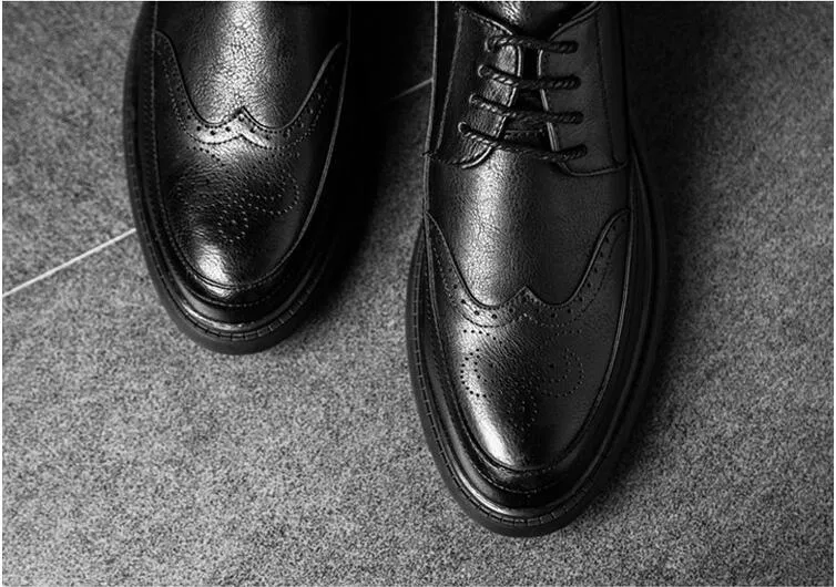 Retro Bullock Design Men Classic Business Formal Shoes Pointed Toe