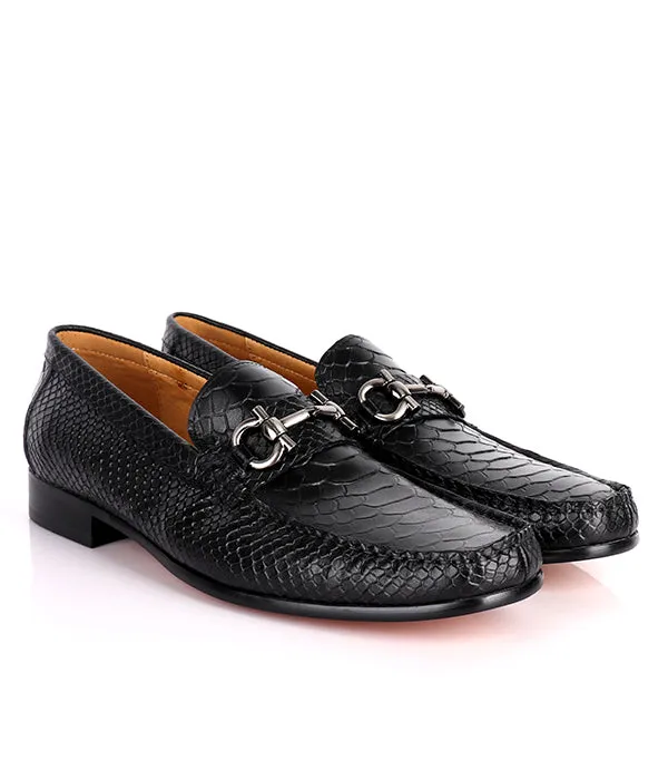 Salvatore Ferragamo Croc Loafers | Black-44