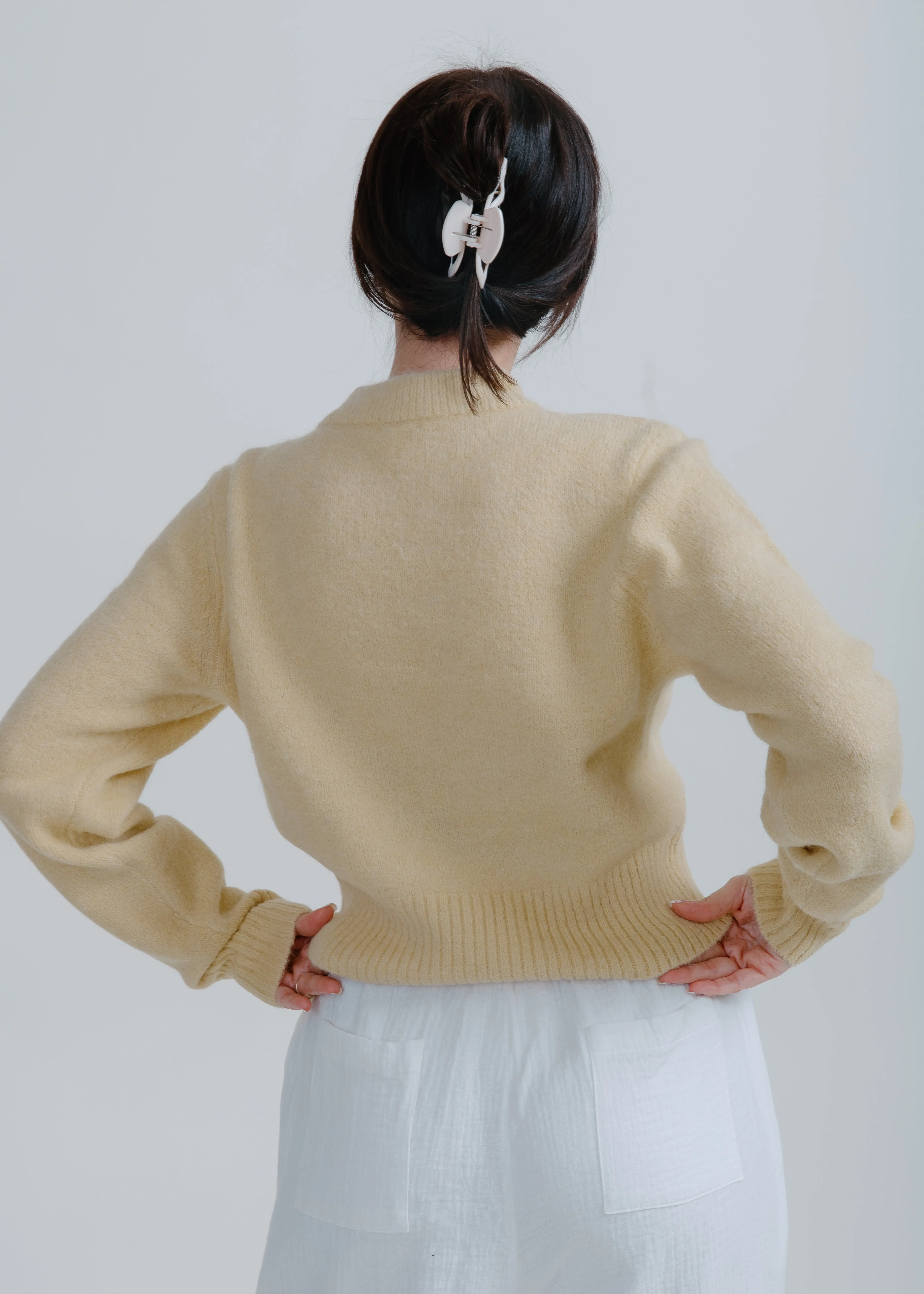 Sara Sweater - Soft Yellow