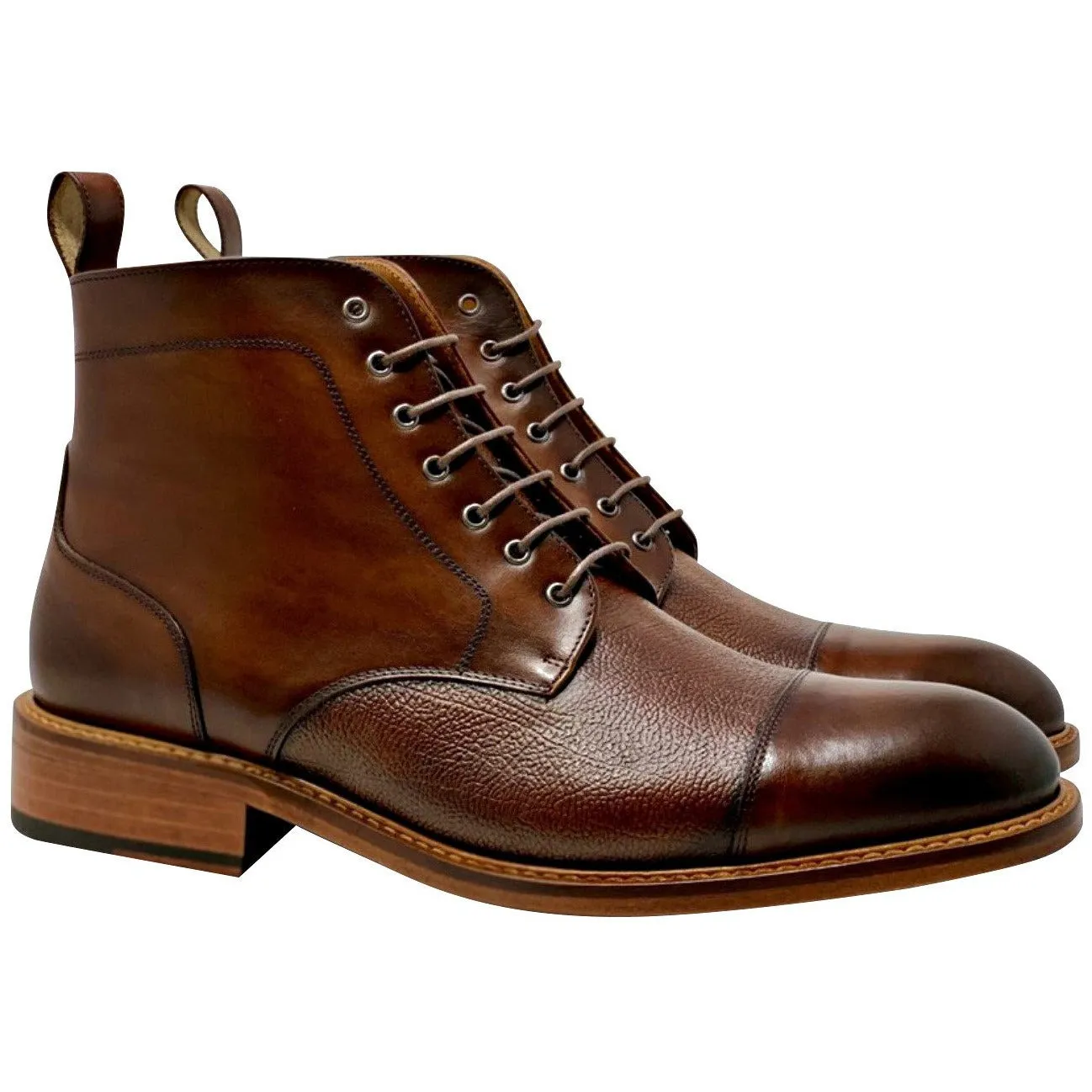 Second Sale: The Legend Boot in Hazelnut