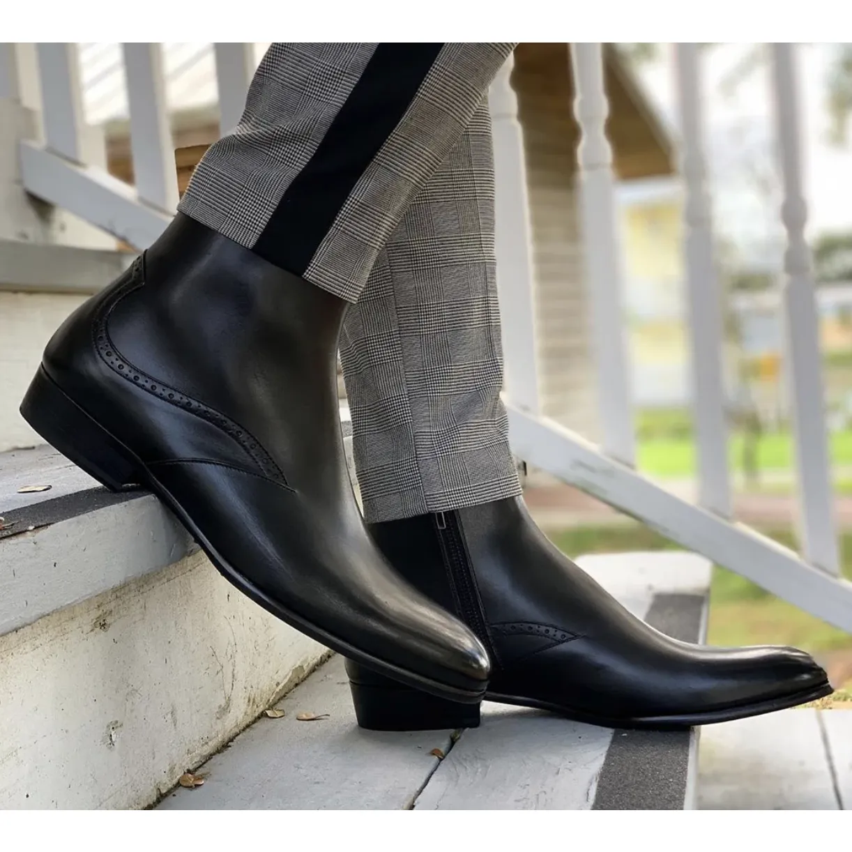 Second Sale: The Rico Boot in Black