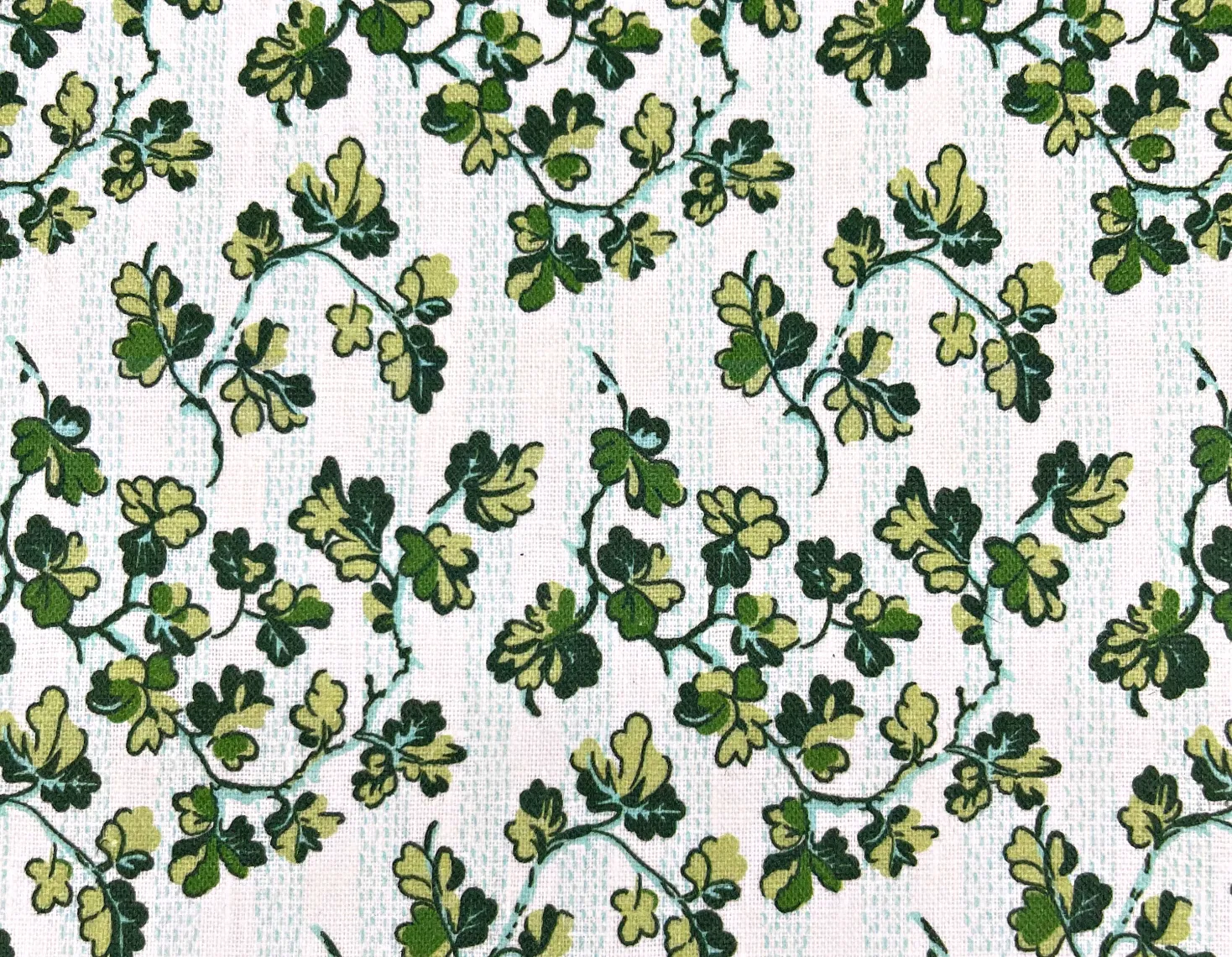 Set of Four Linen Napkins - Oak Leaves Green