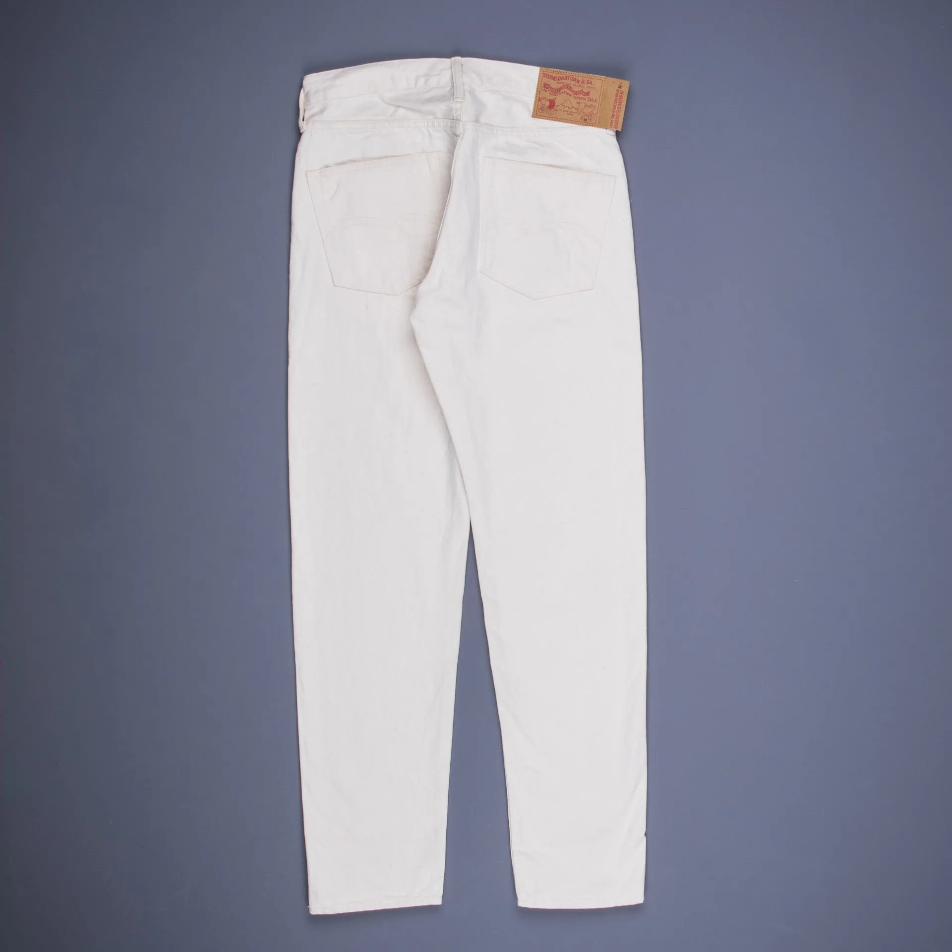 Studio d'Artisan Relax Tapered fit 13 Oz Ivory denim