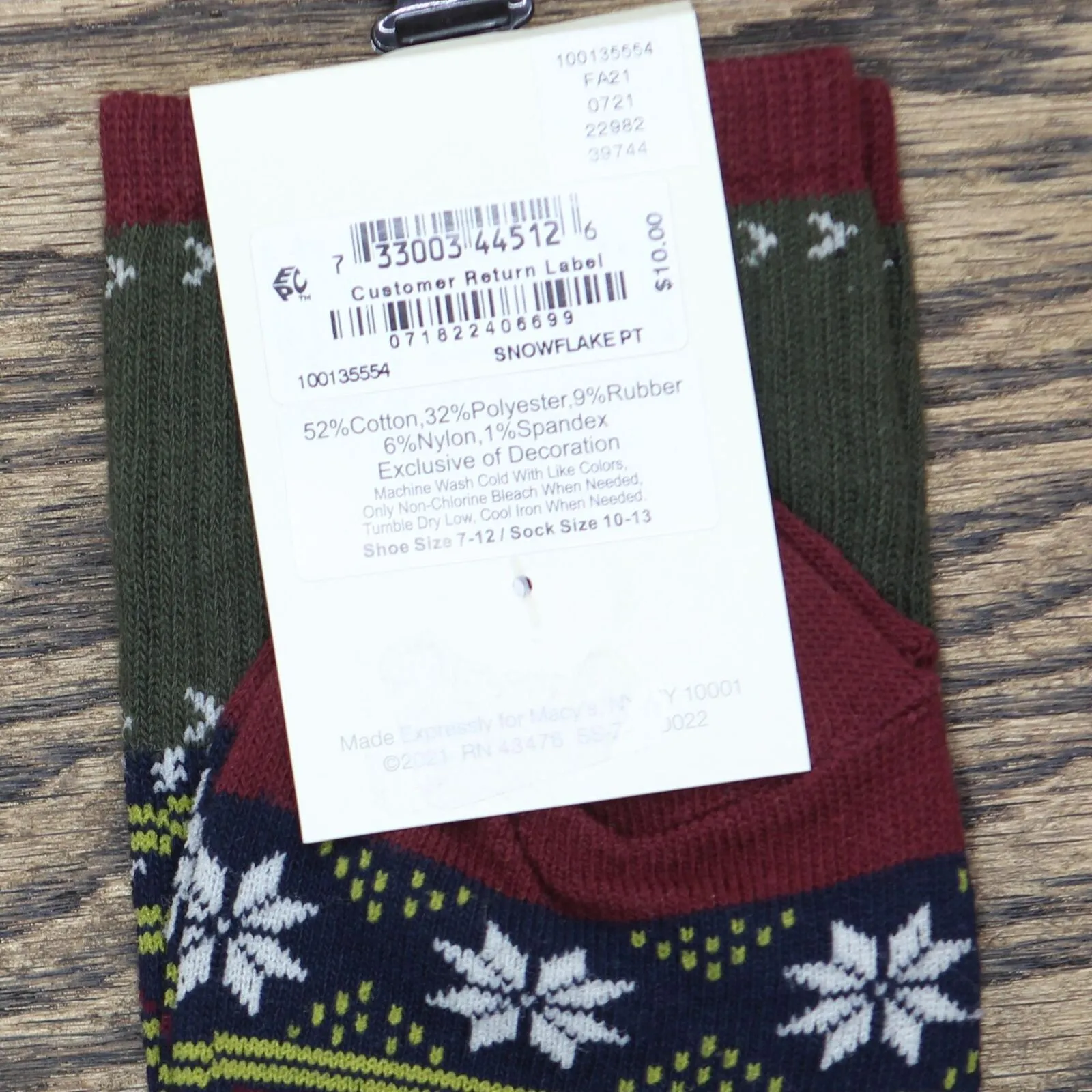 Sun   Stone Men's Holiday Snowflake Crew Socks