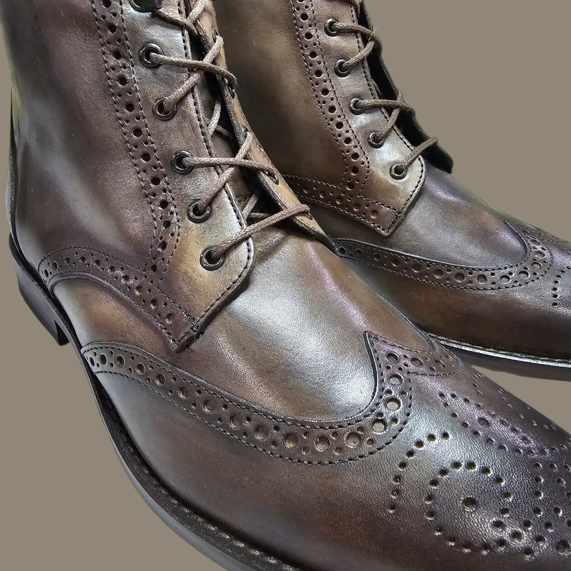THE JAMES BOOT