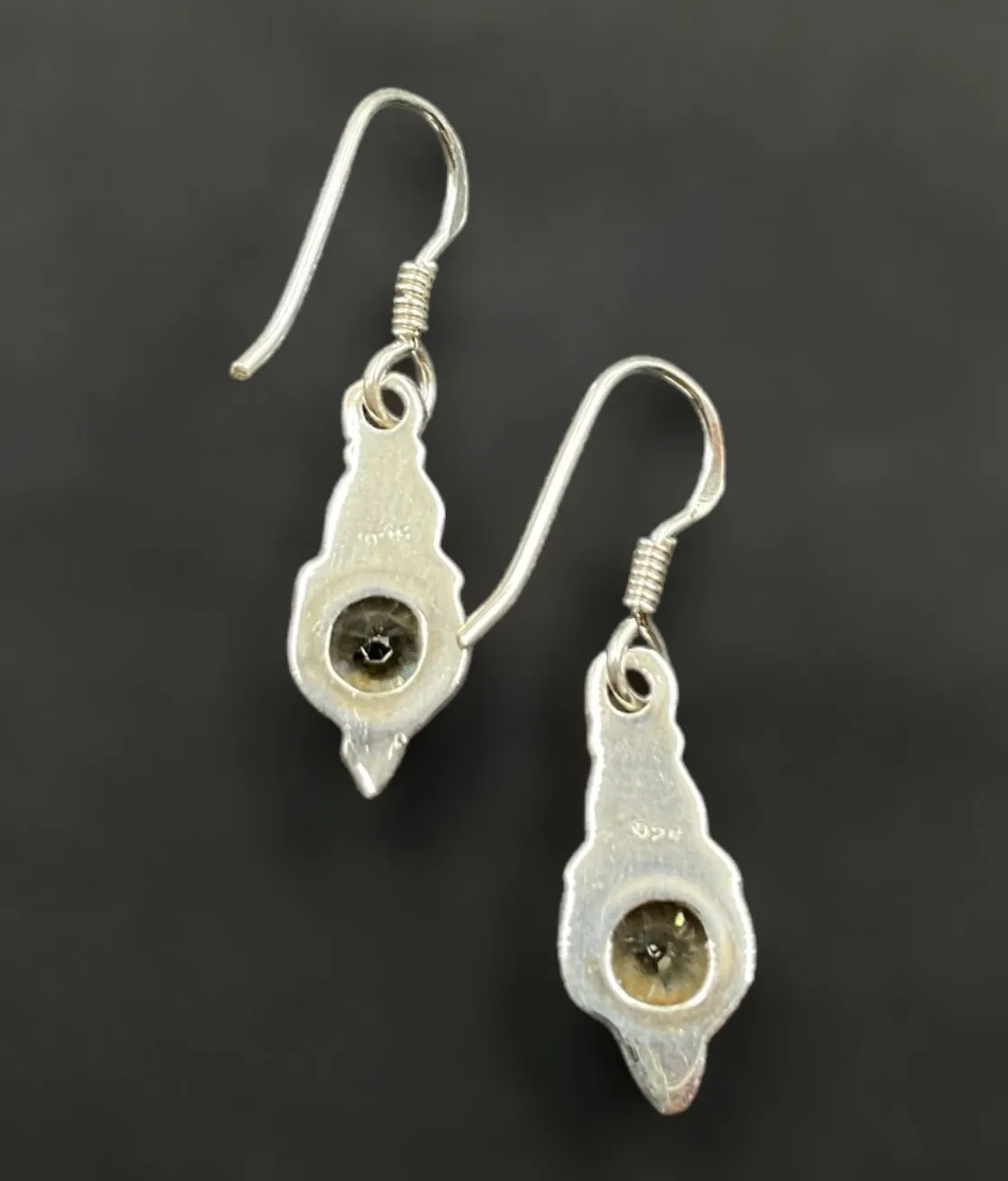 The Nidra Silver Gemstone Earrings (Pearl)